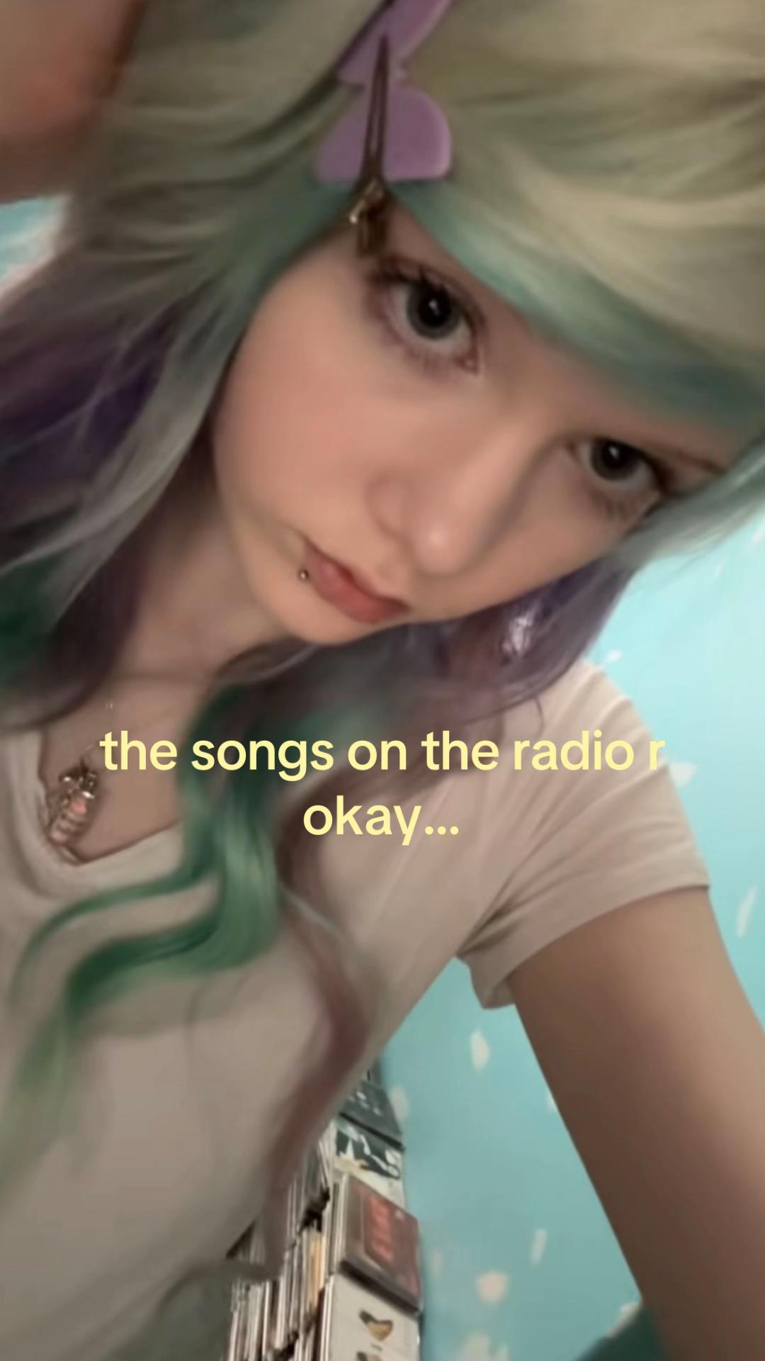 @olivia⋆˚꩜。