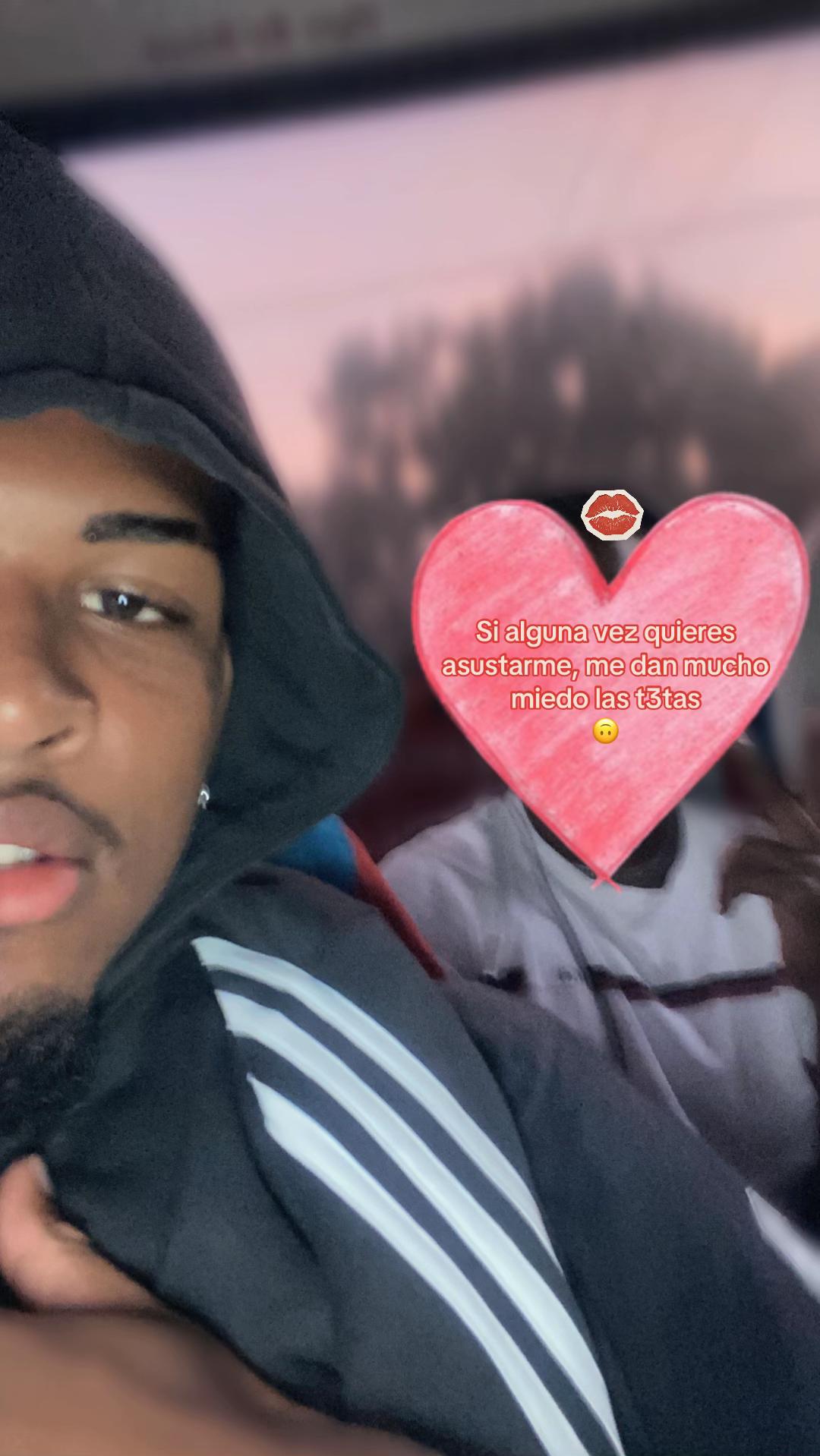 @CJ🧑🏾🦱🕸️