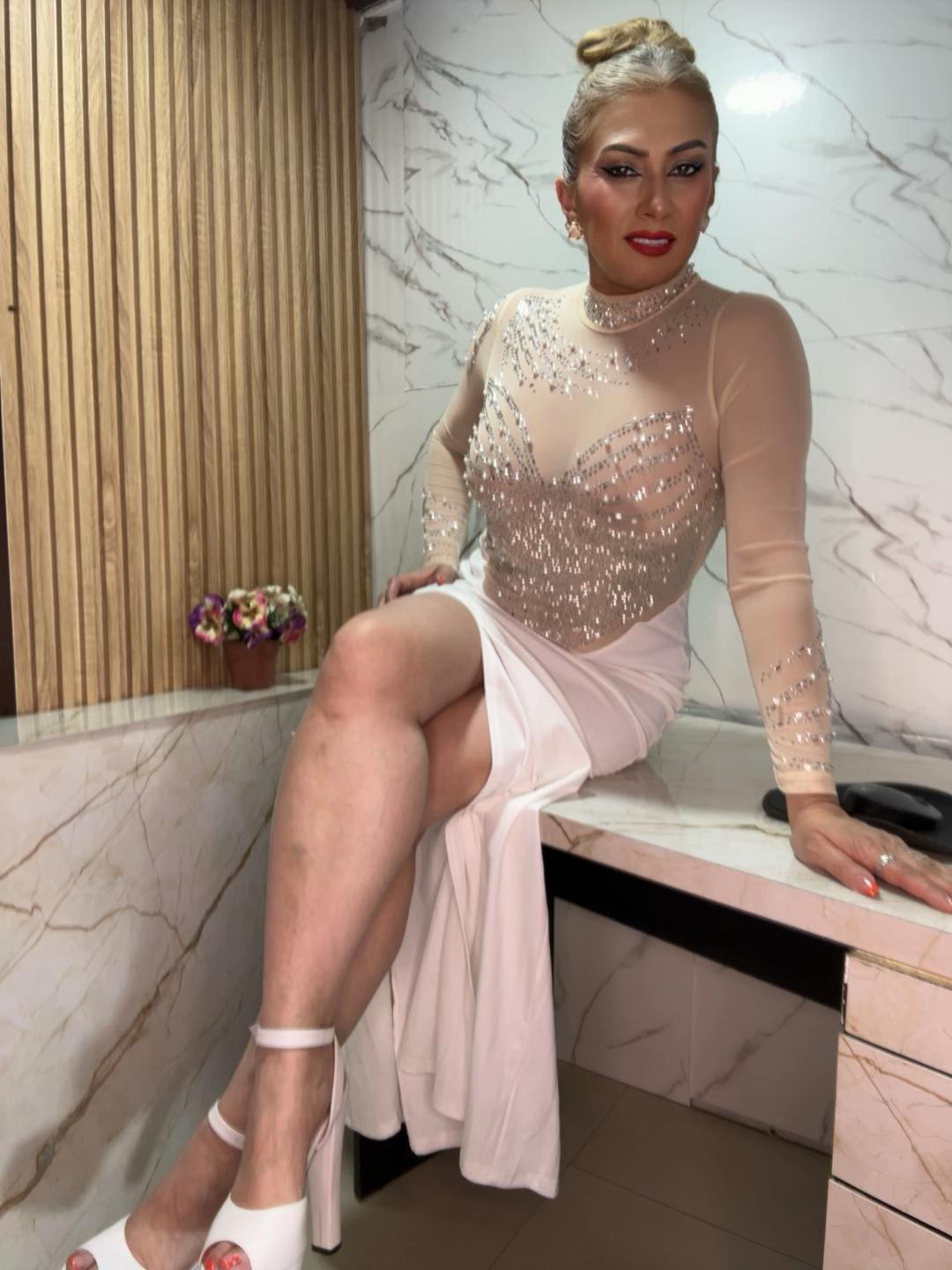 @misse_scarleth