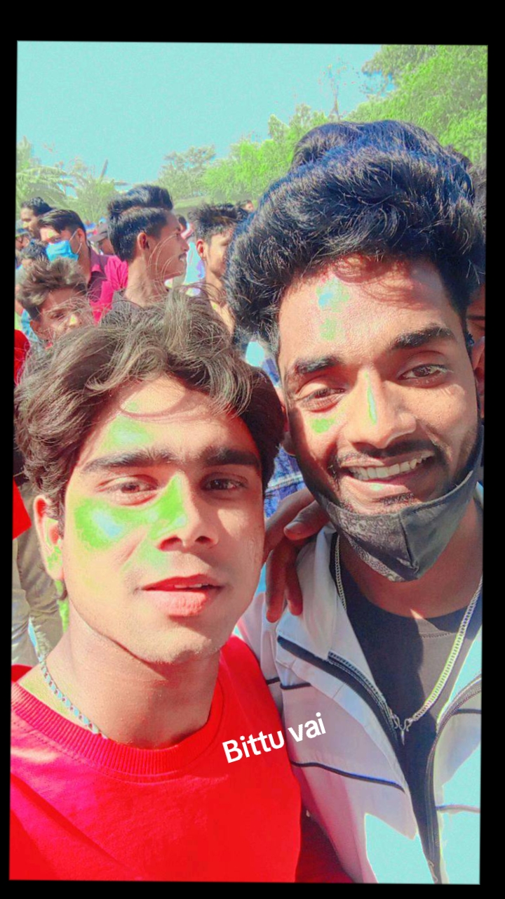 @RAEES...Hazir hai🤟