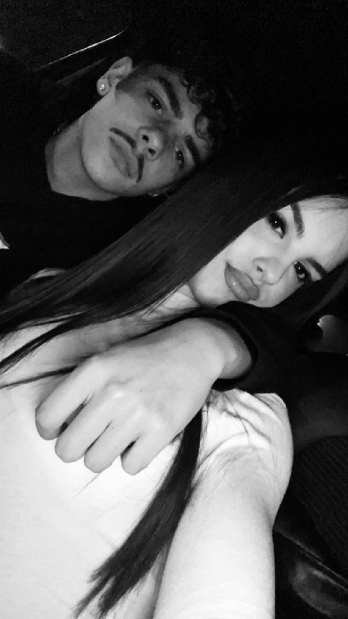 @🖤