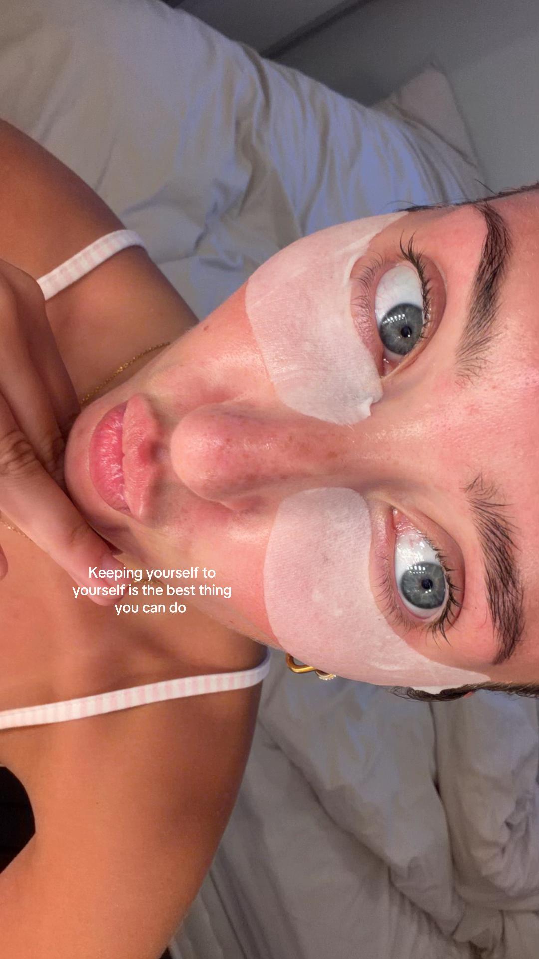 @dannihowardx 🪩🍒✨