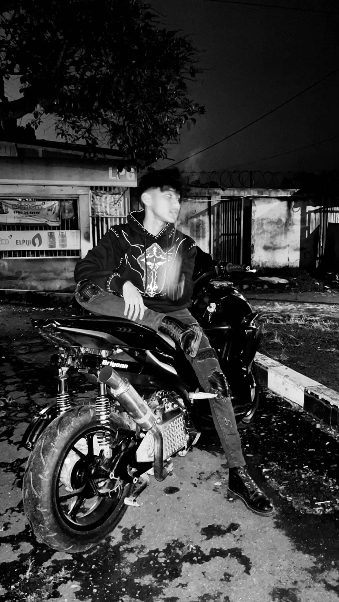 @𝐁𝐫𝐢𝐲𝐨𝐧-