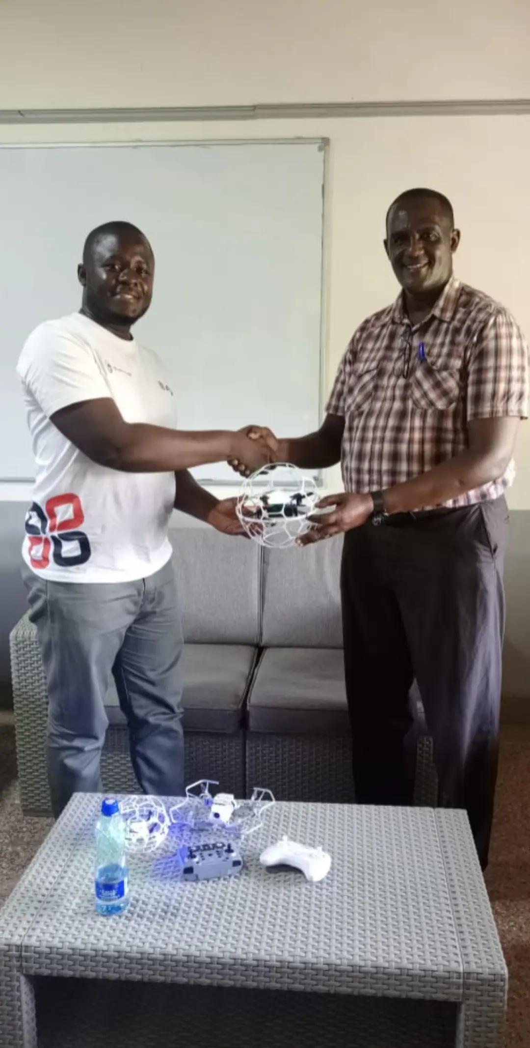 @Robotics & AI | 0701518100