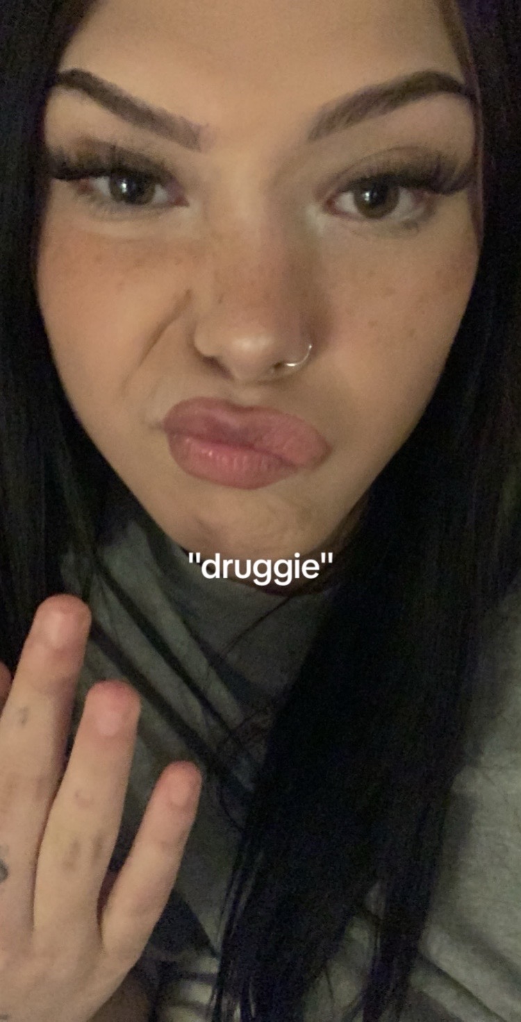 @Ig- youngelinka_