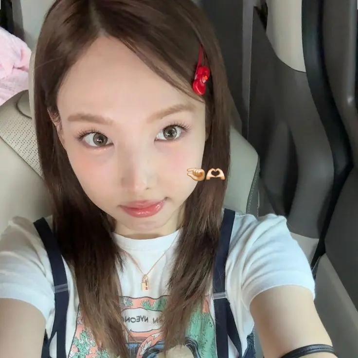 @𐙚ImNayeon!!🧁🍪