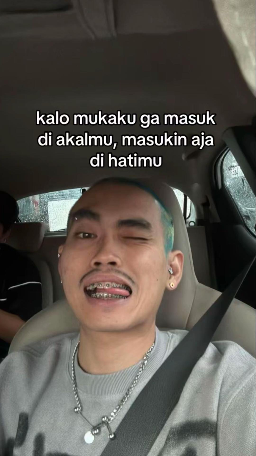 @🕊️