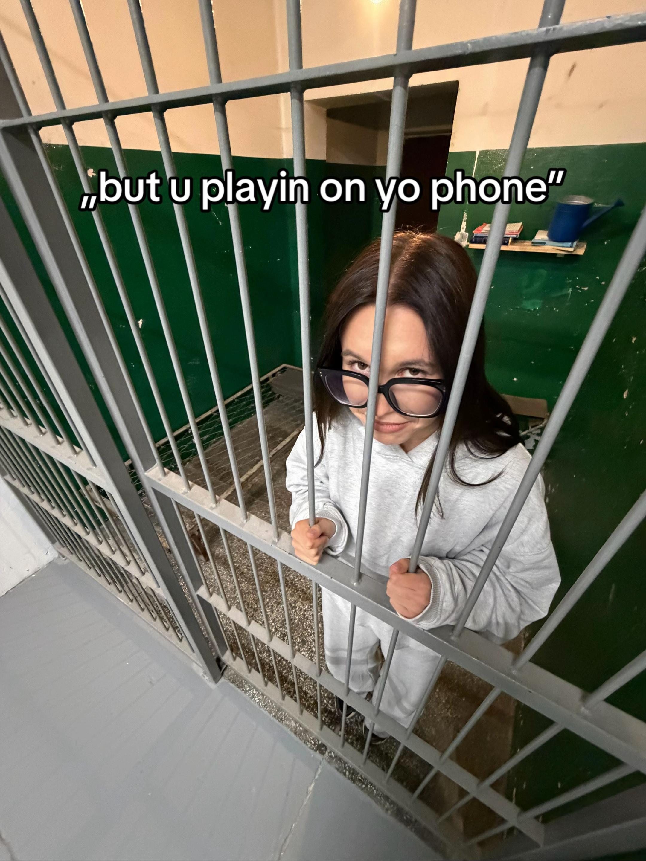 @ZOJA SKUBIS