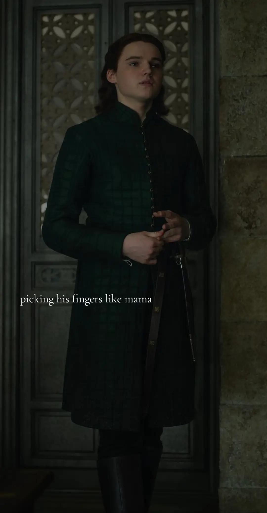 @niamh 🍎🎱✨️