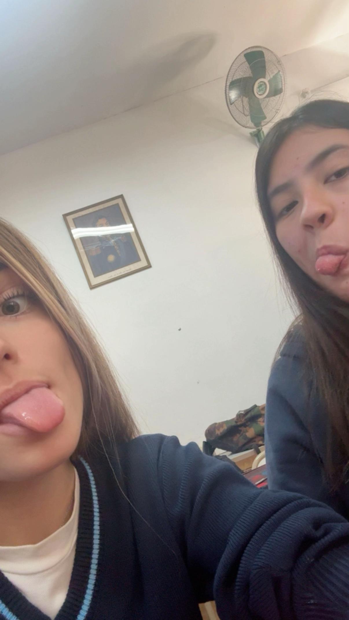 @𝑙𝑜𝑢𝑟𝑑𝑒𝑠 🤍