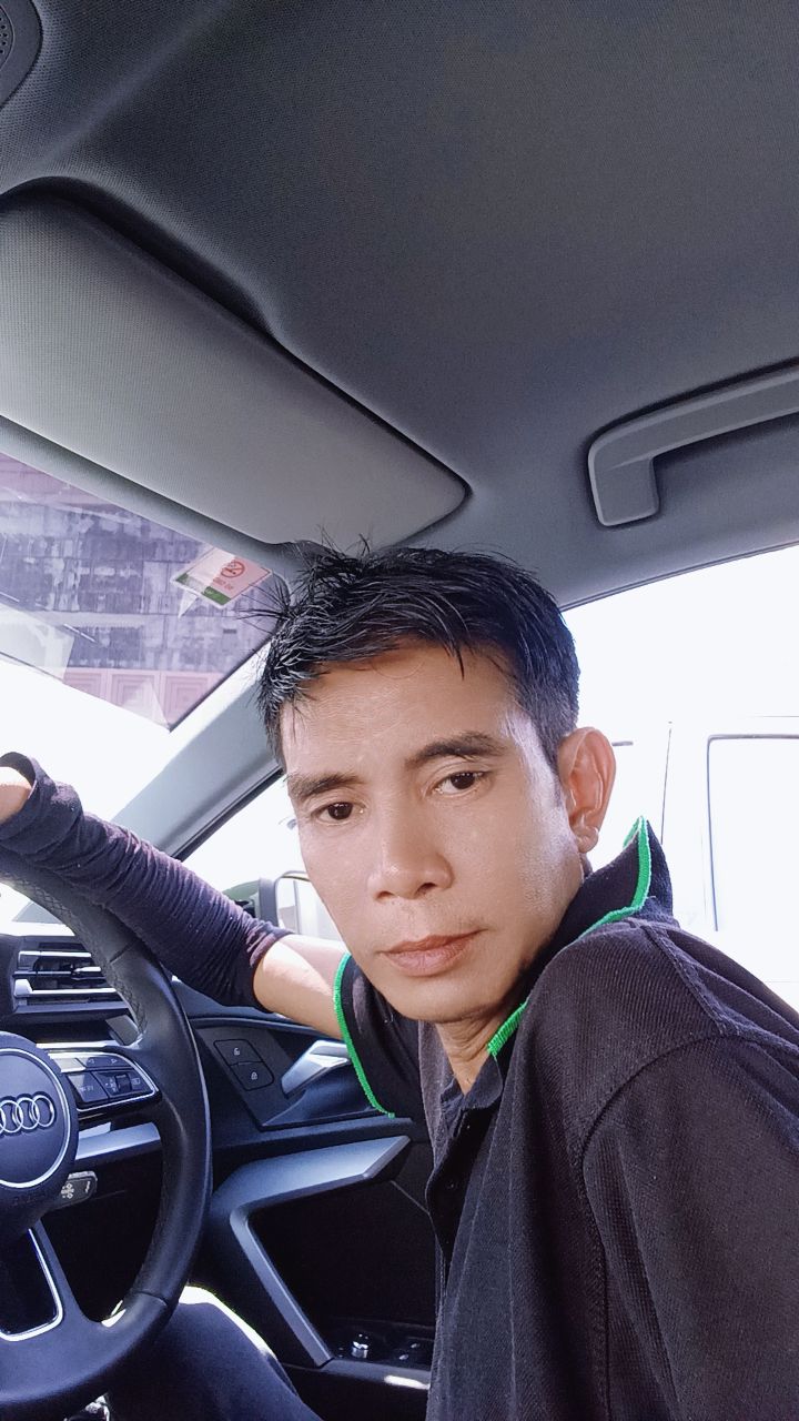 @jhundreddestepa