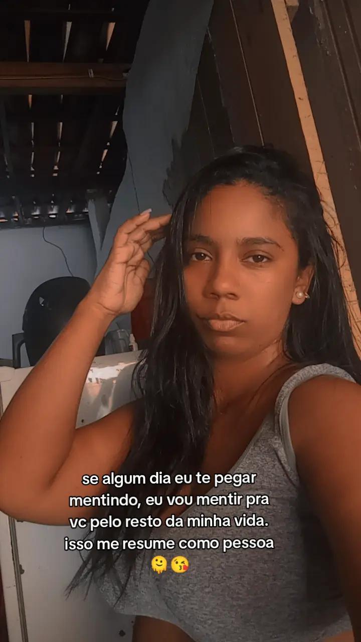 @scarlett_Estefane