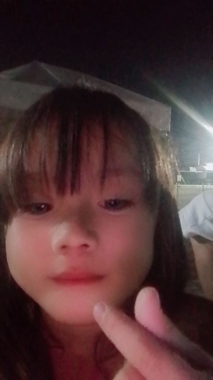 @ellafanity.com