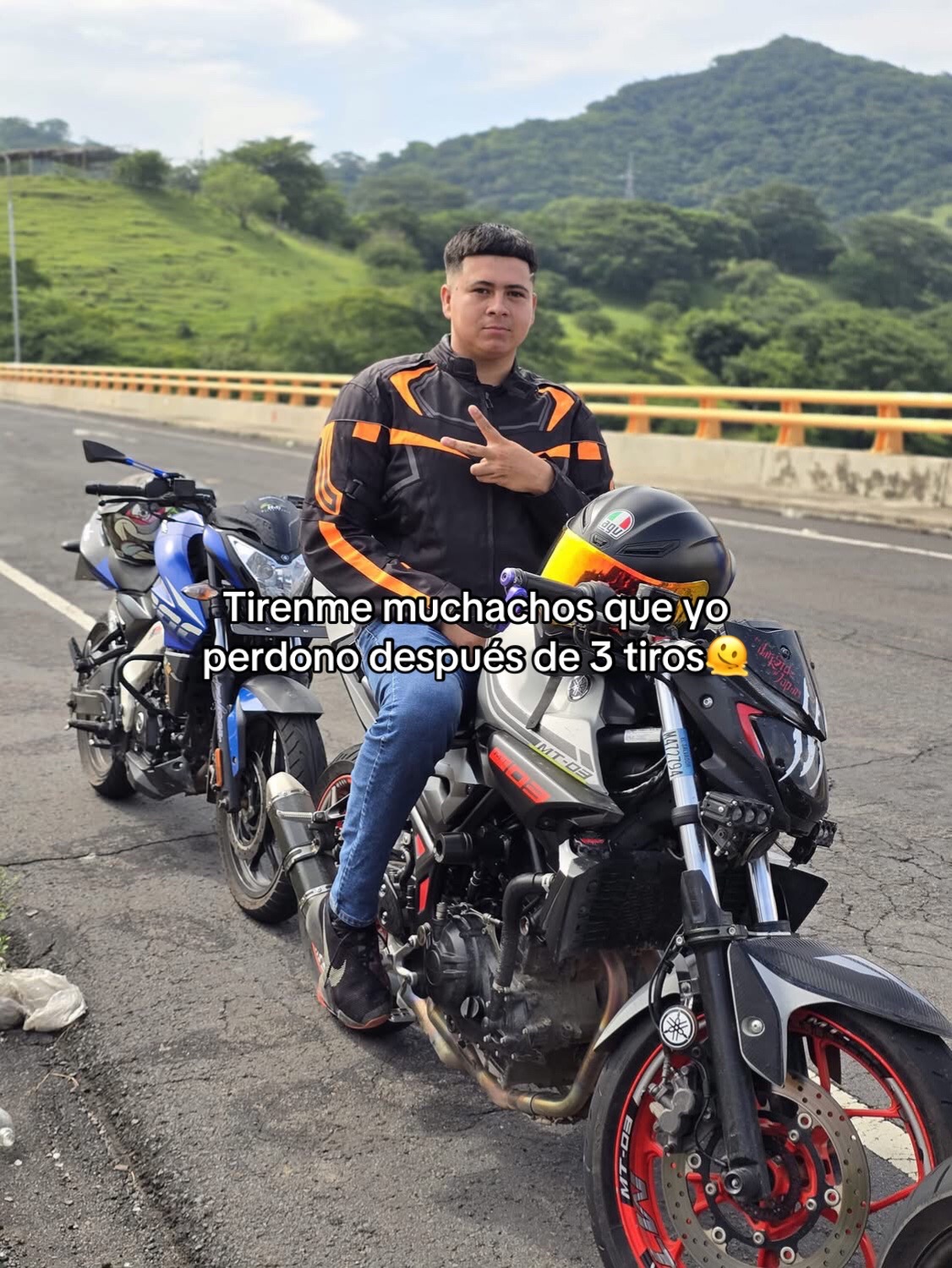 @Martinez503🇸🇻
