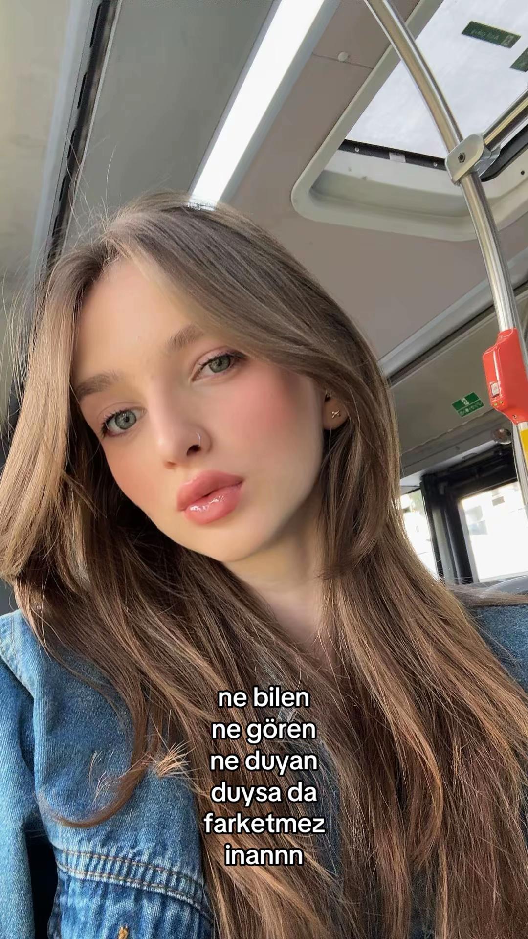 @eylemozsarac