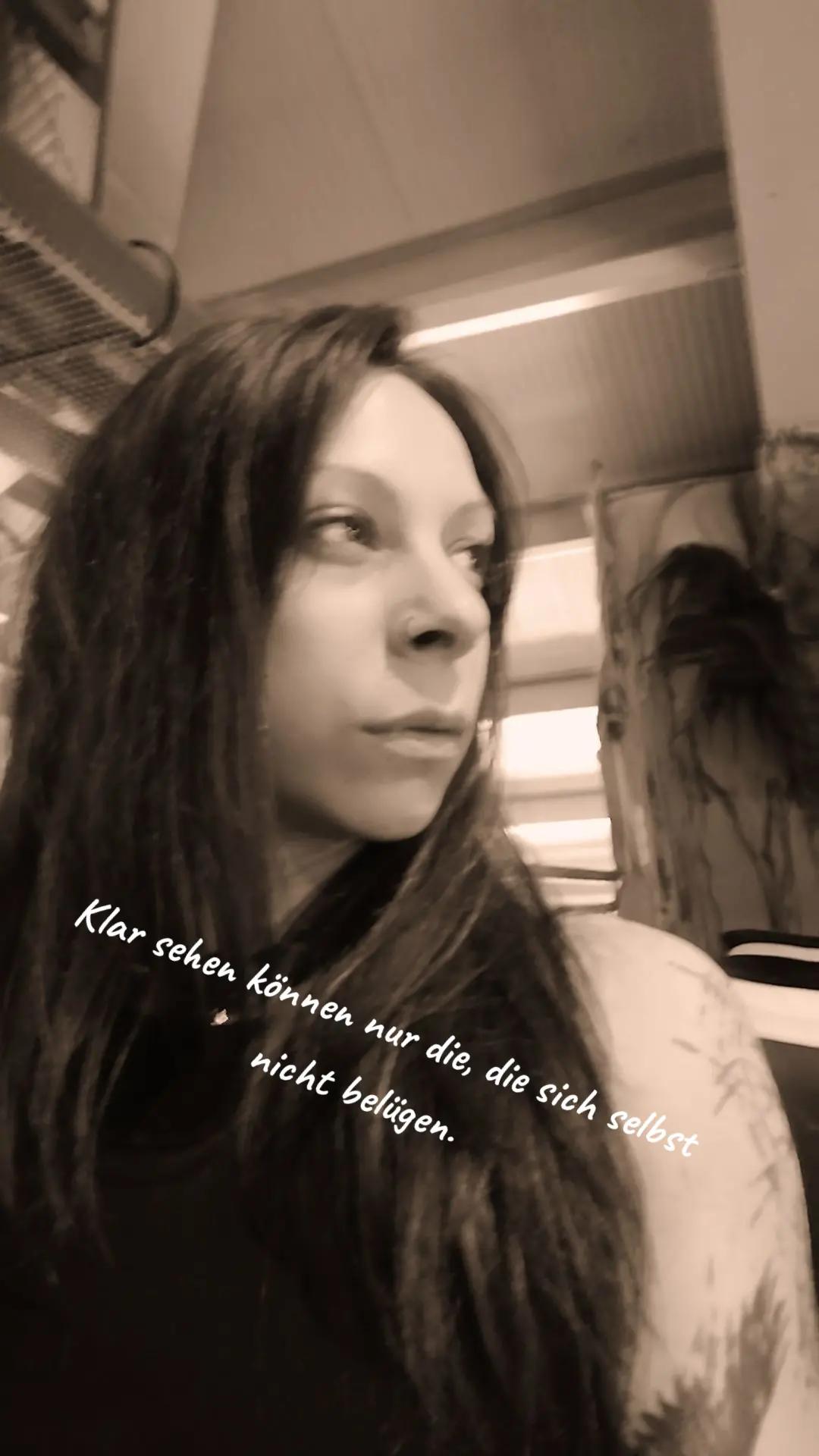 @~Alex~