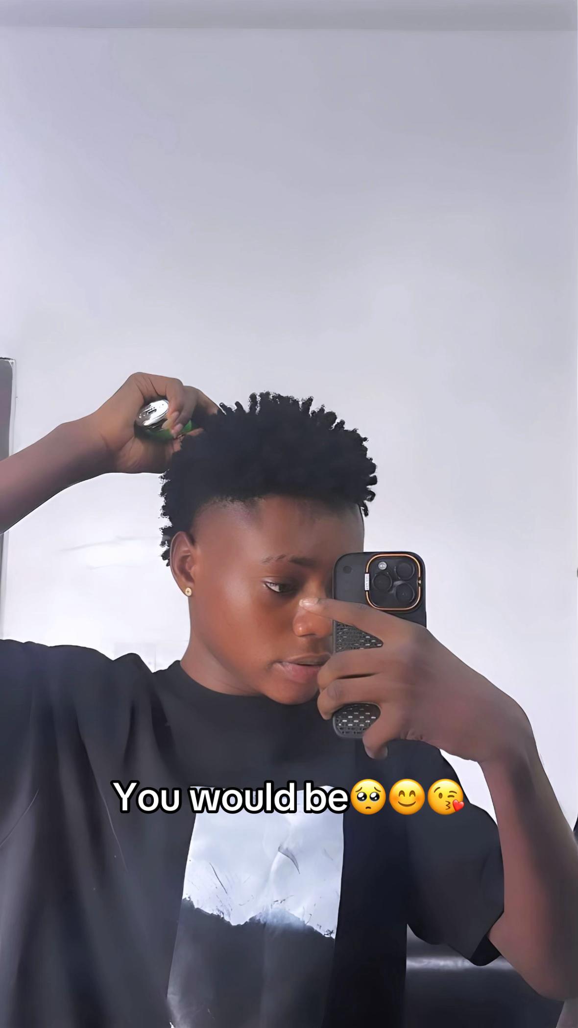 @𝓜𝓐𝓡𝓐 𝓜𝓞𝓢𝓔𝓢 🪙💚