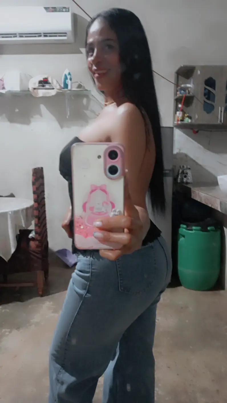 @María Castro ๐๐๐๐