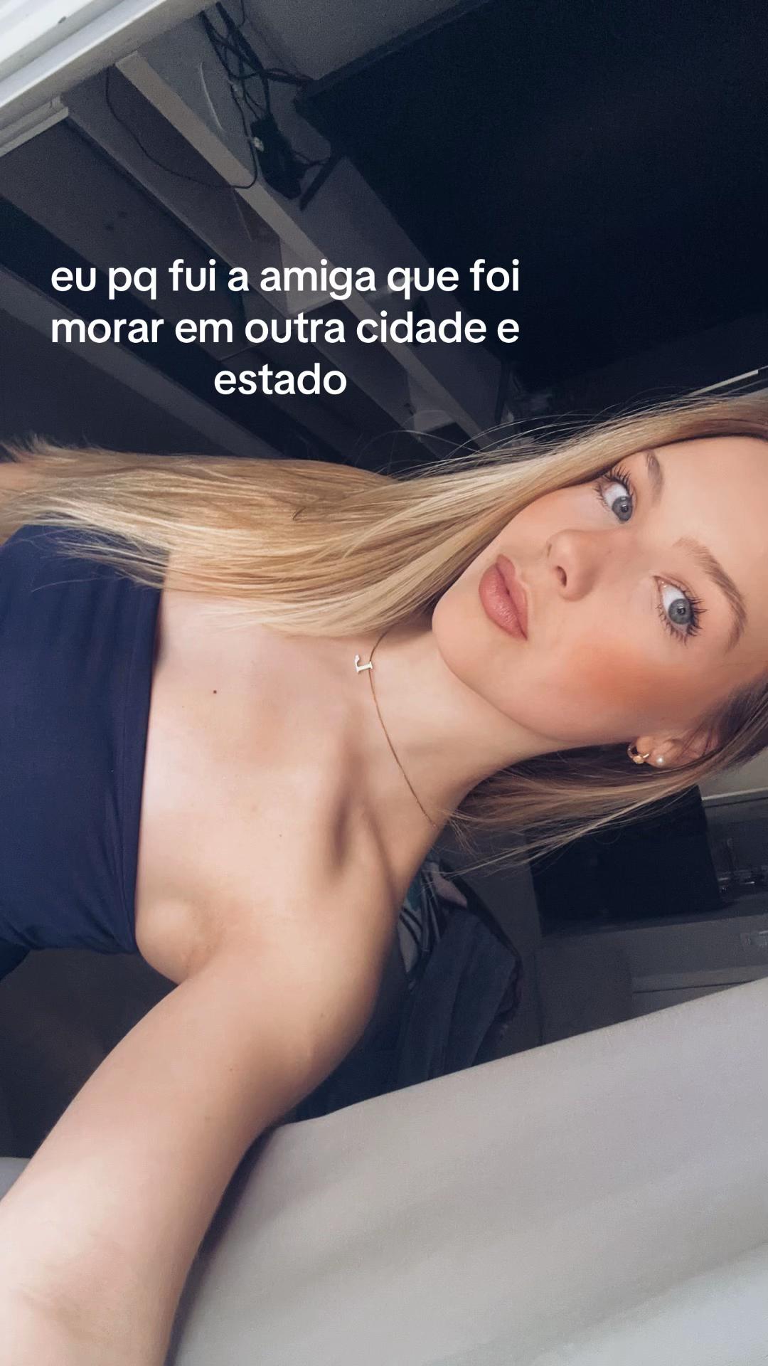 @laura