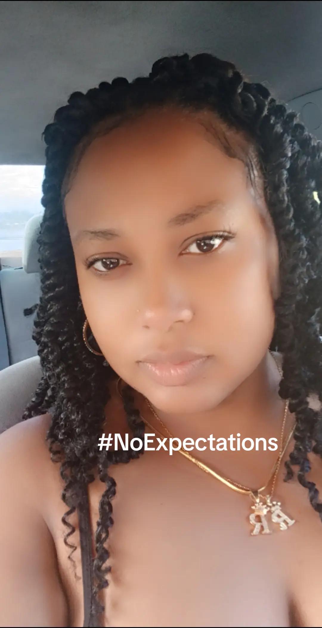 @💞🦋_BLAAA-SIAN-NEESE_🦋💞