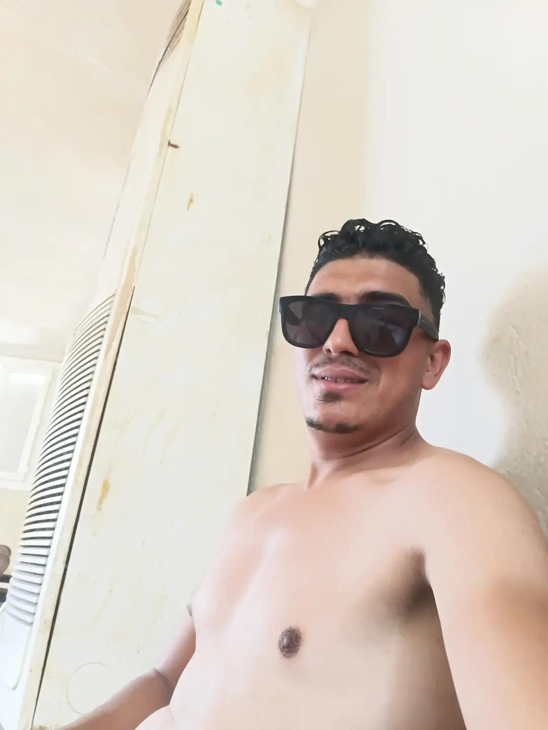 @Ala Riahi