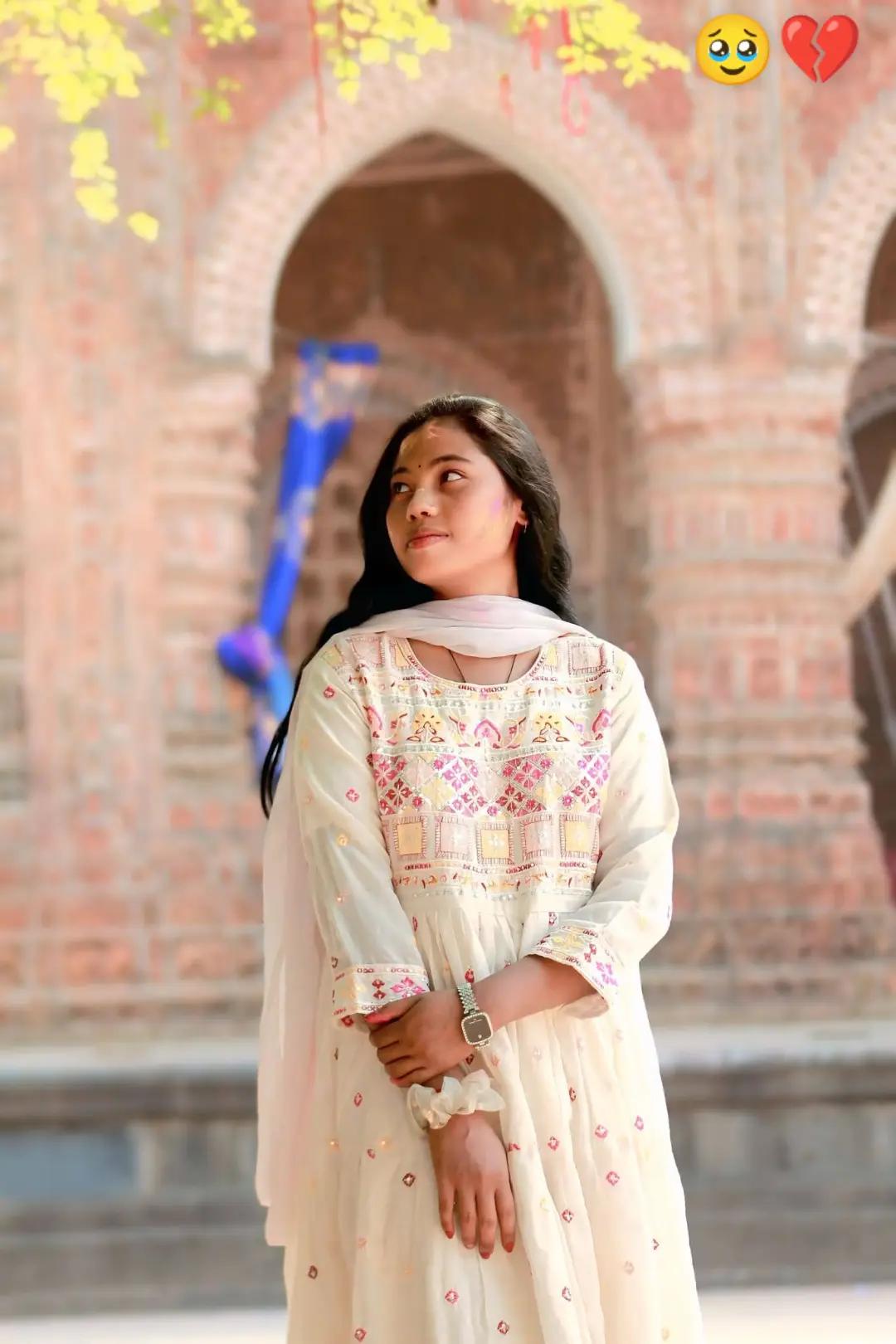 @কৃষ্ণ প্রেমি রাঁধা 🙏🙏🪔🪔