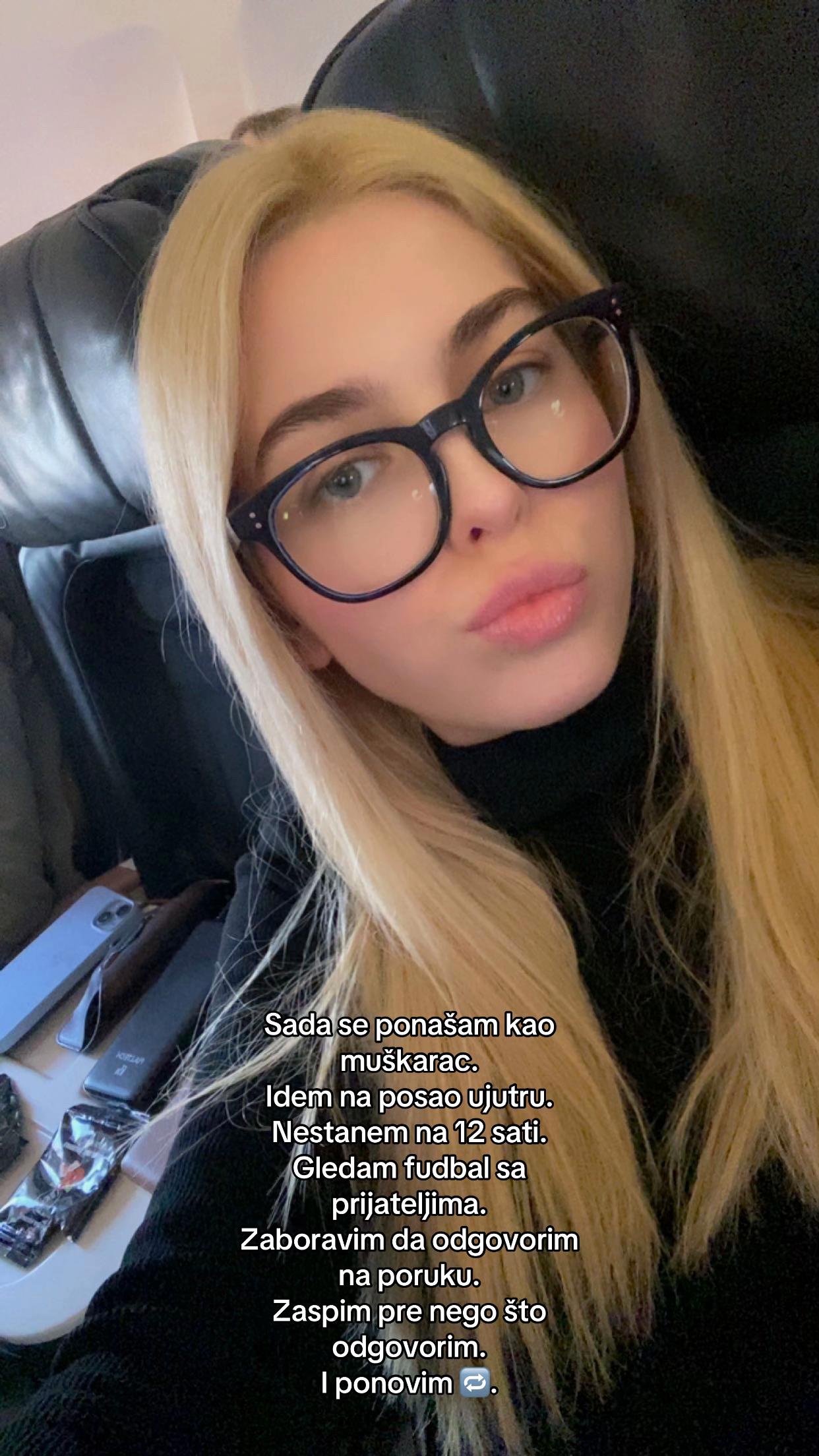 @🦁