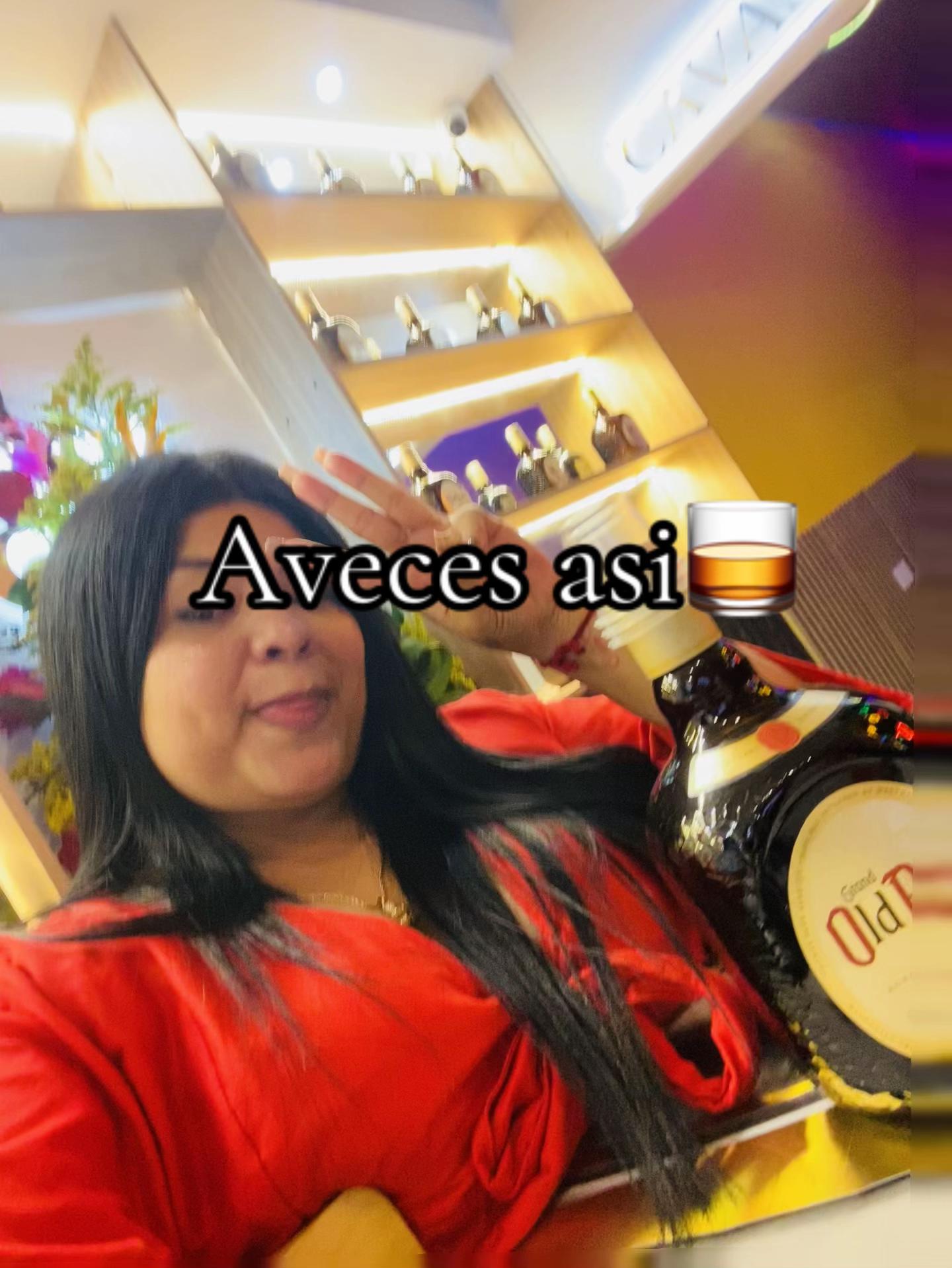 @Elenabrachocambar