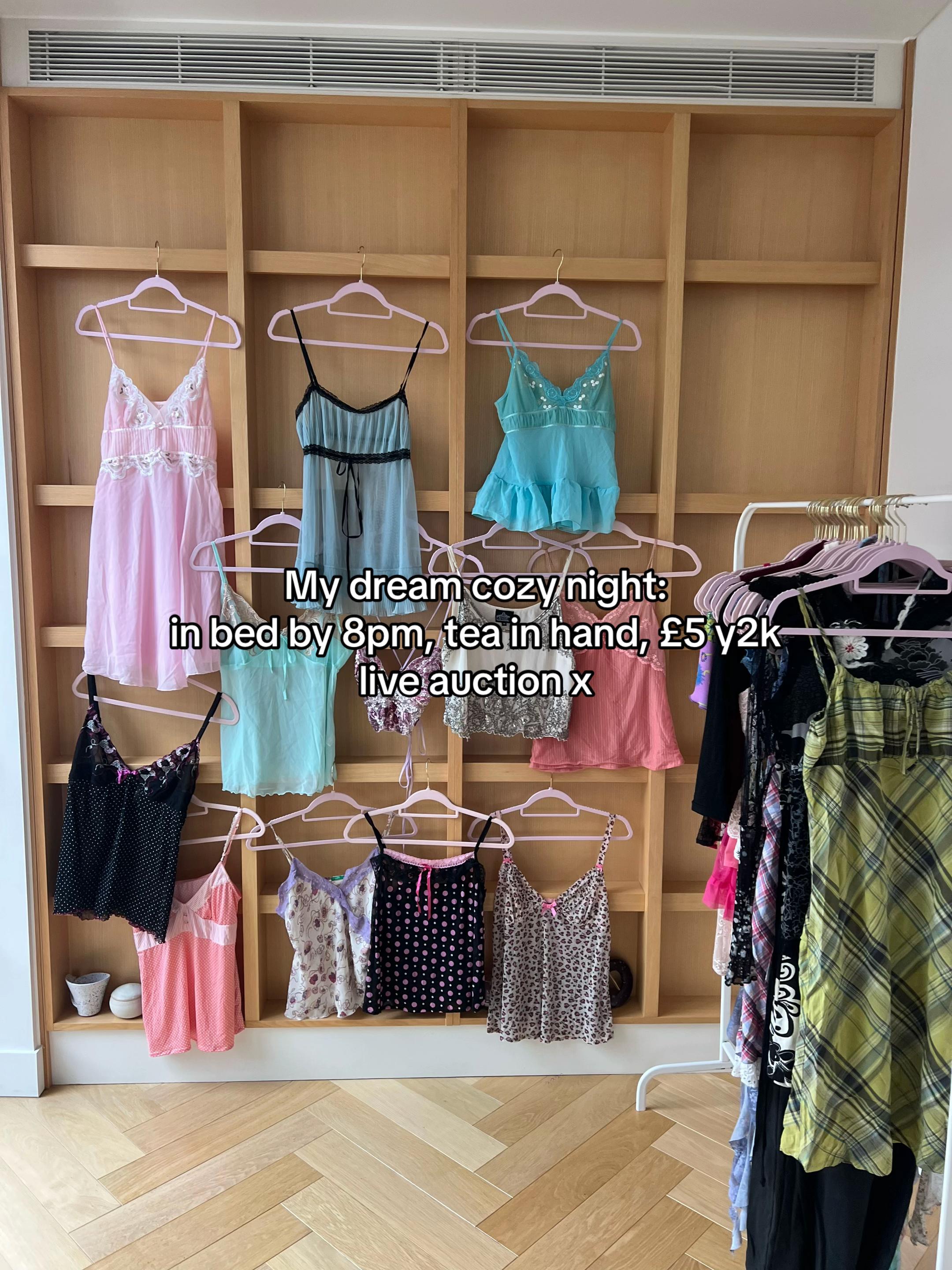 @KittyLoveVintage