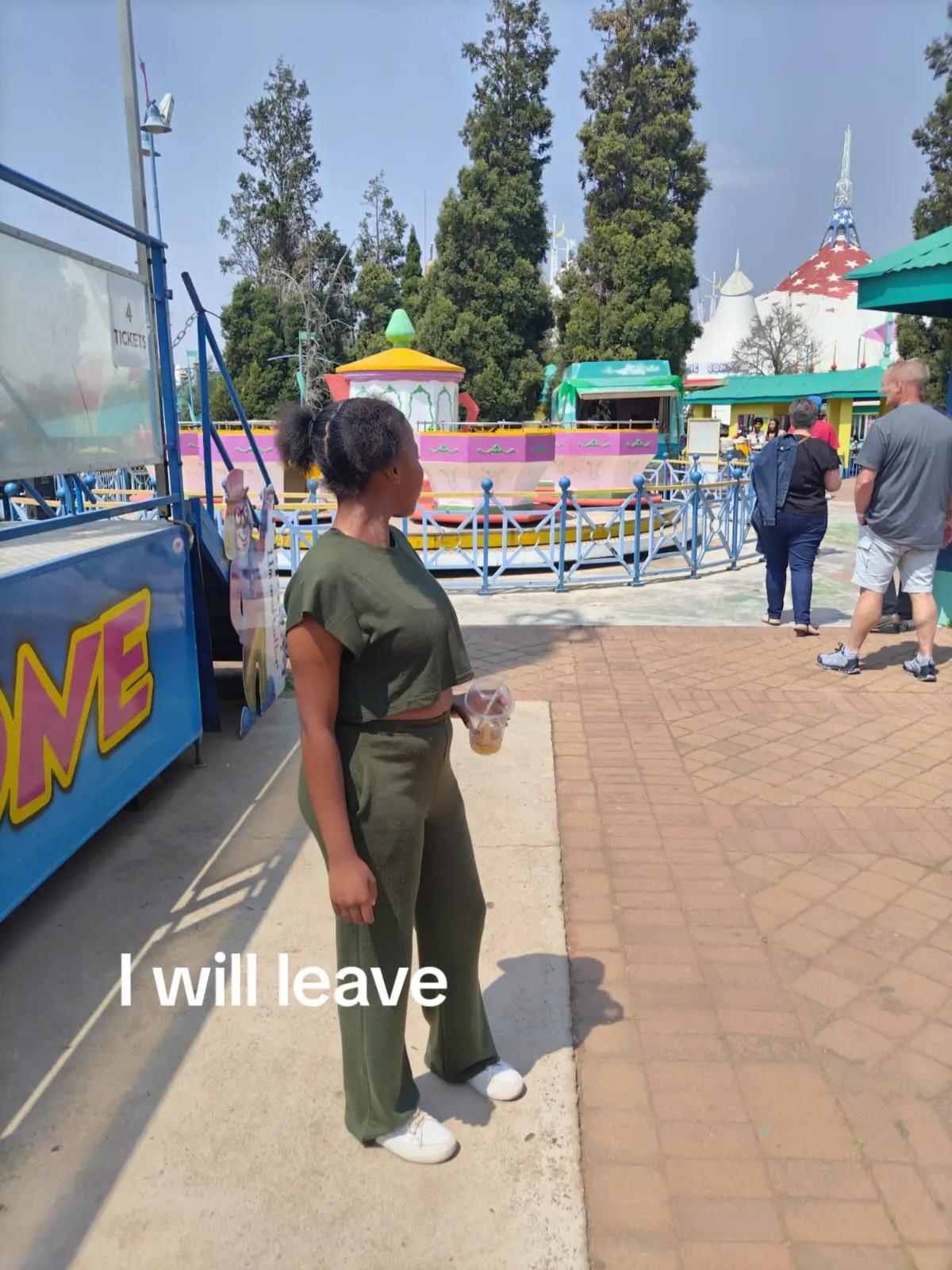 @Lesego🦩️