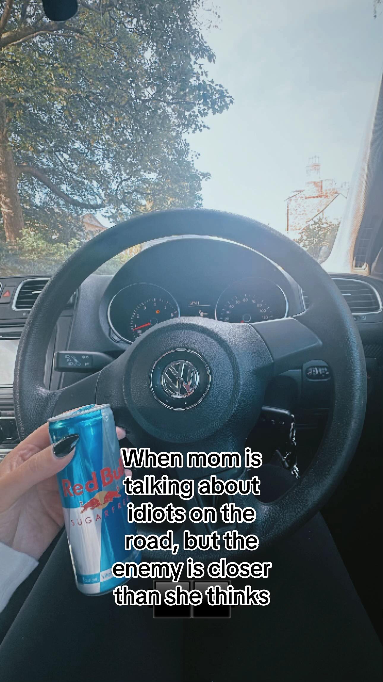 @POLL⚡️