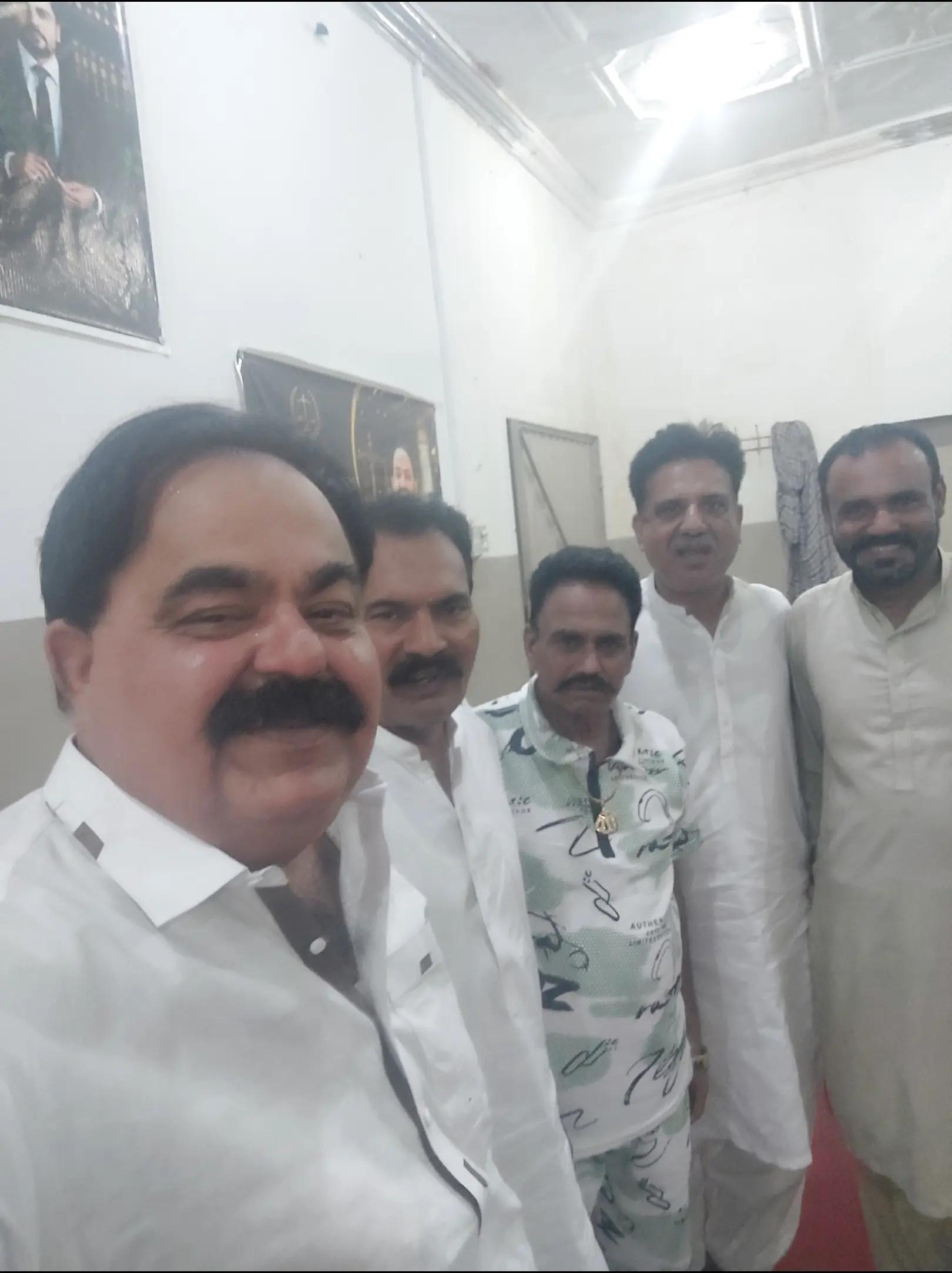 @Zawar Gull
