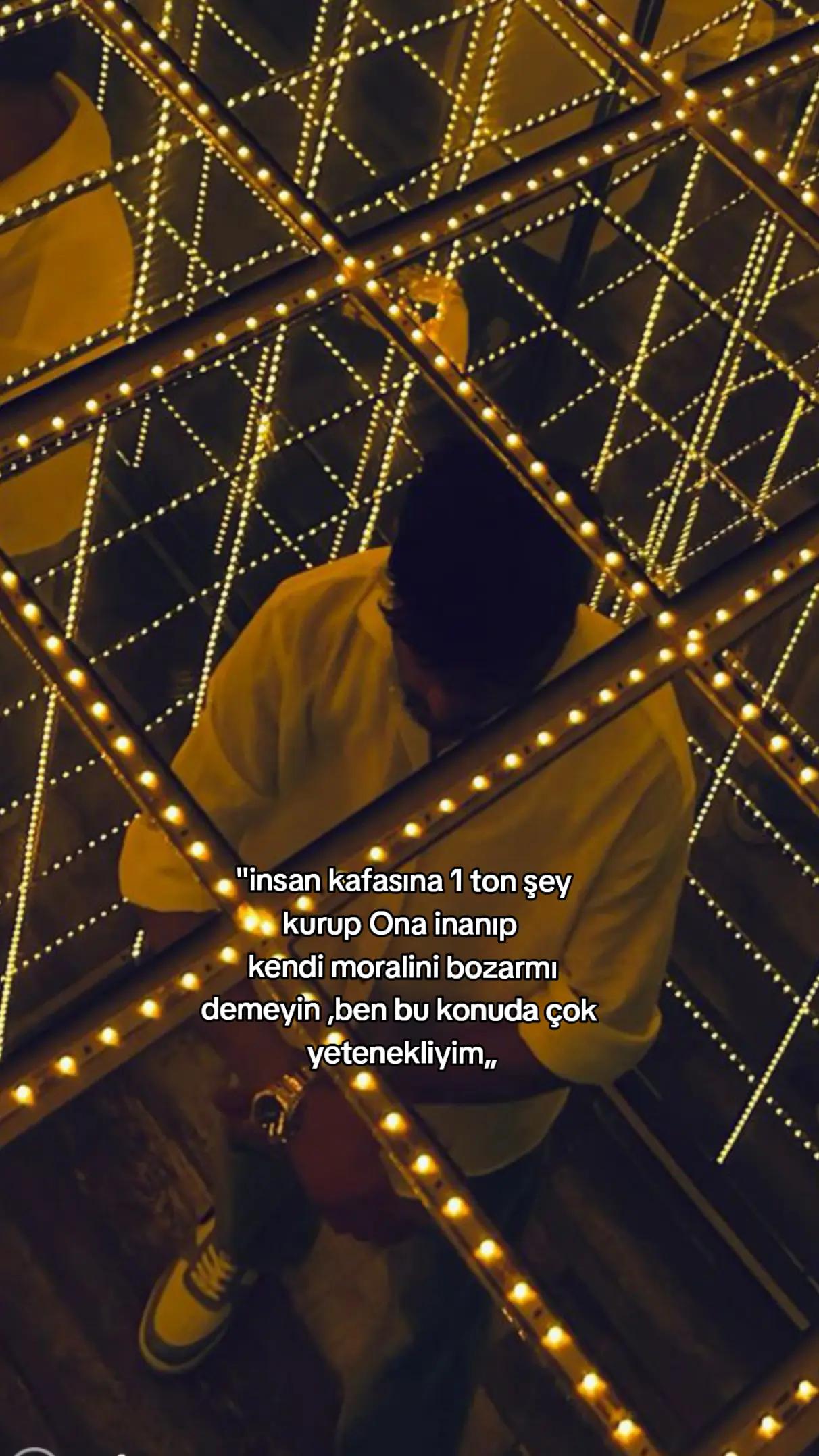 @𝟕