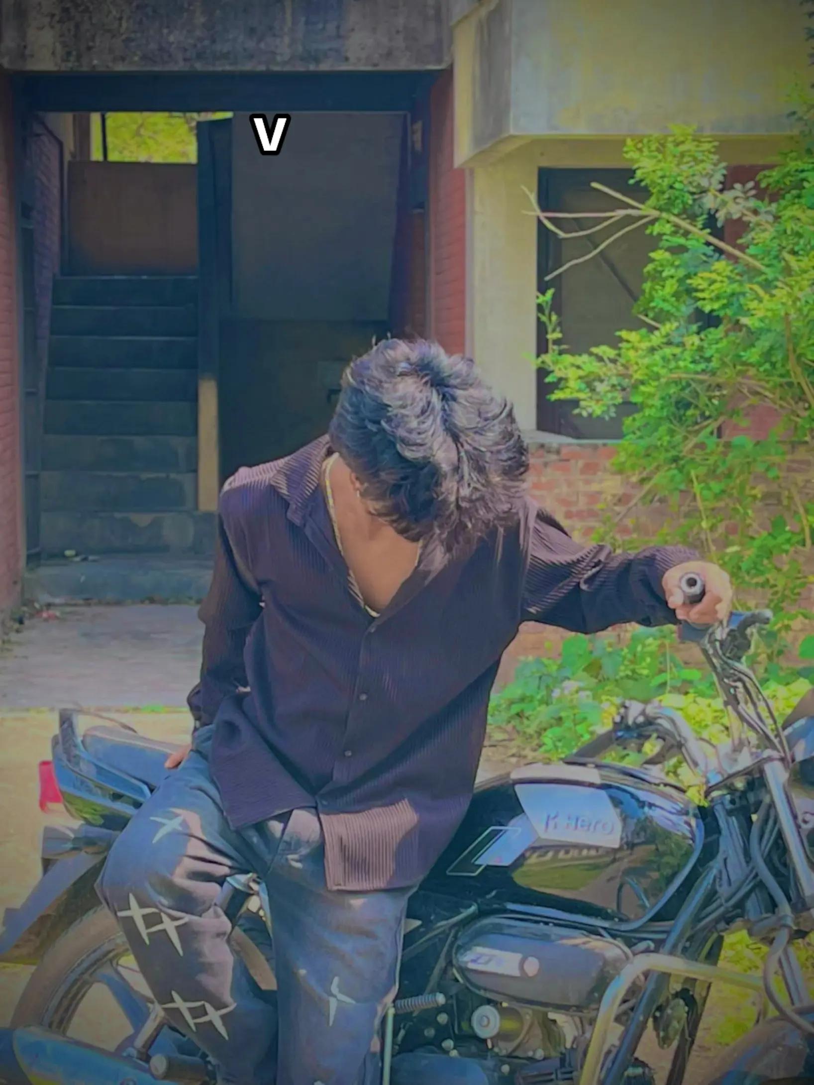 @мʀ रोशन …🎵