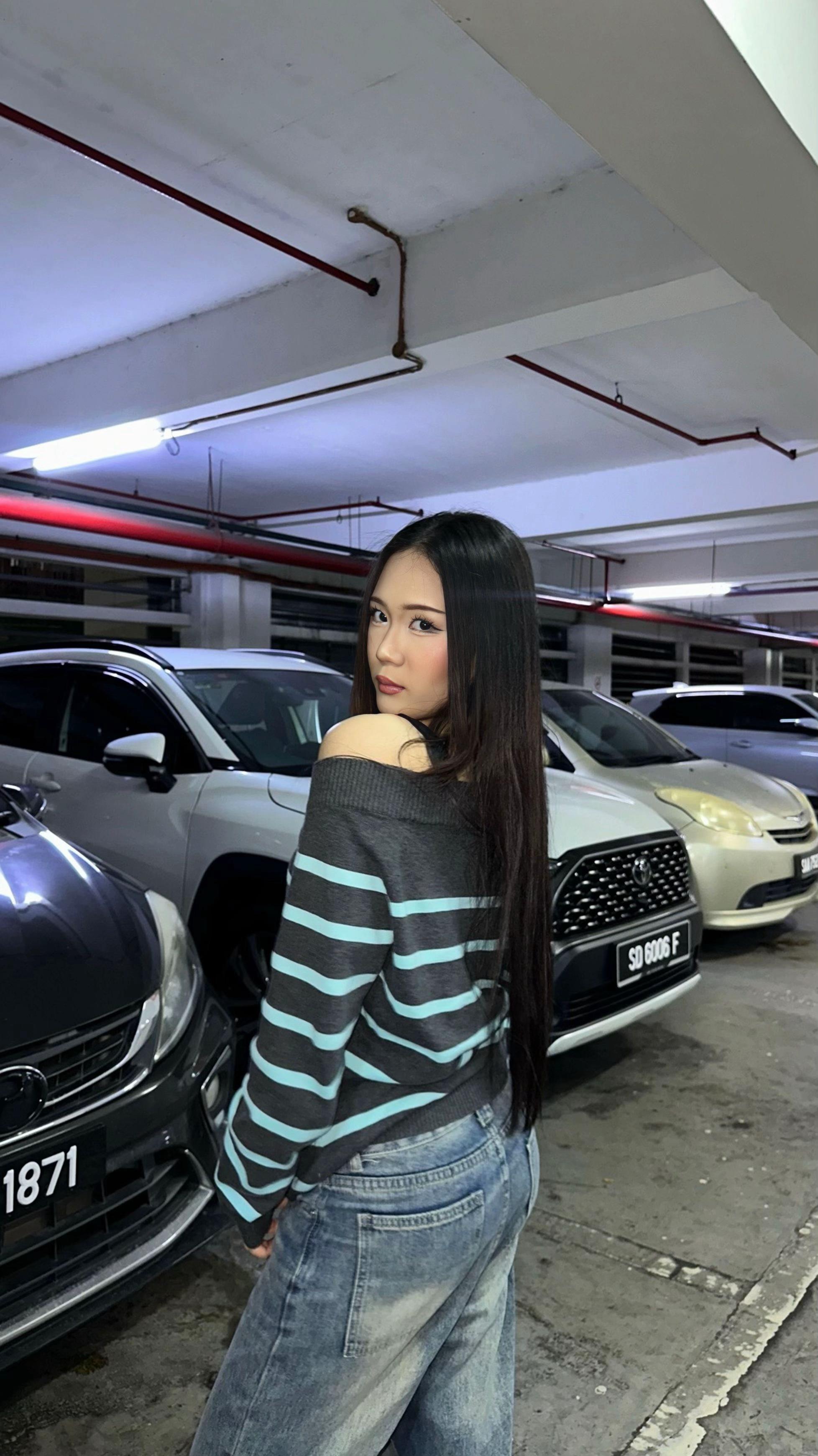 @isyanell