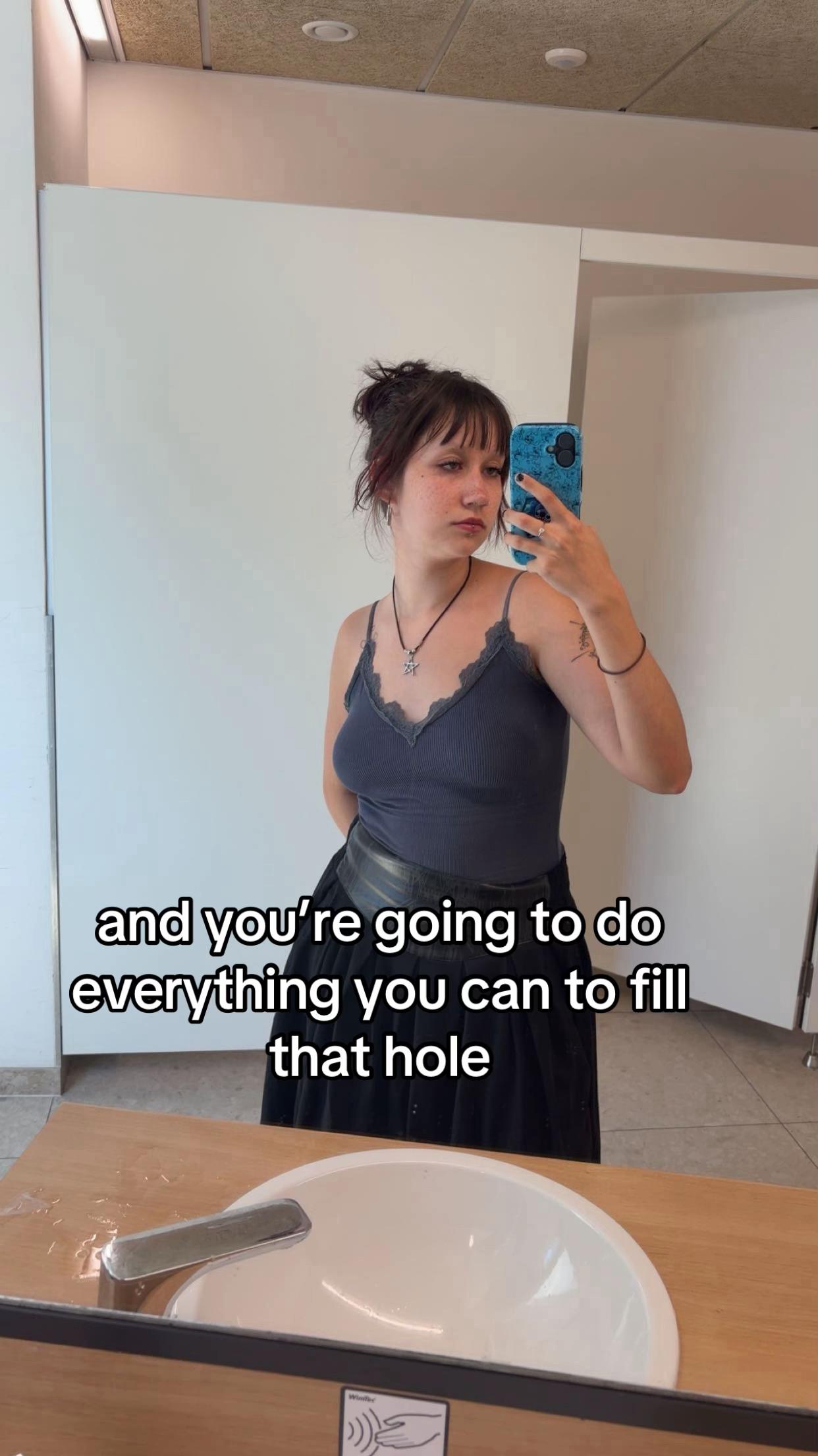 @EmiliaVibes