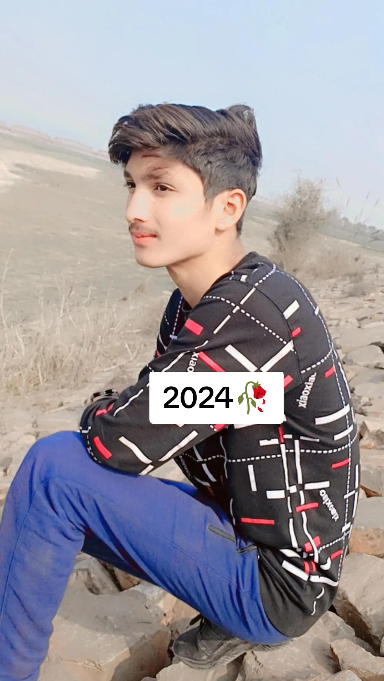 @مسافرلوگ🥀