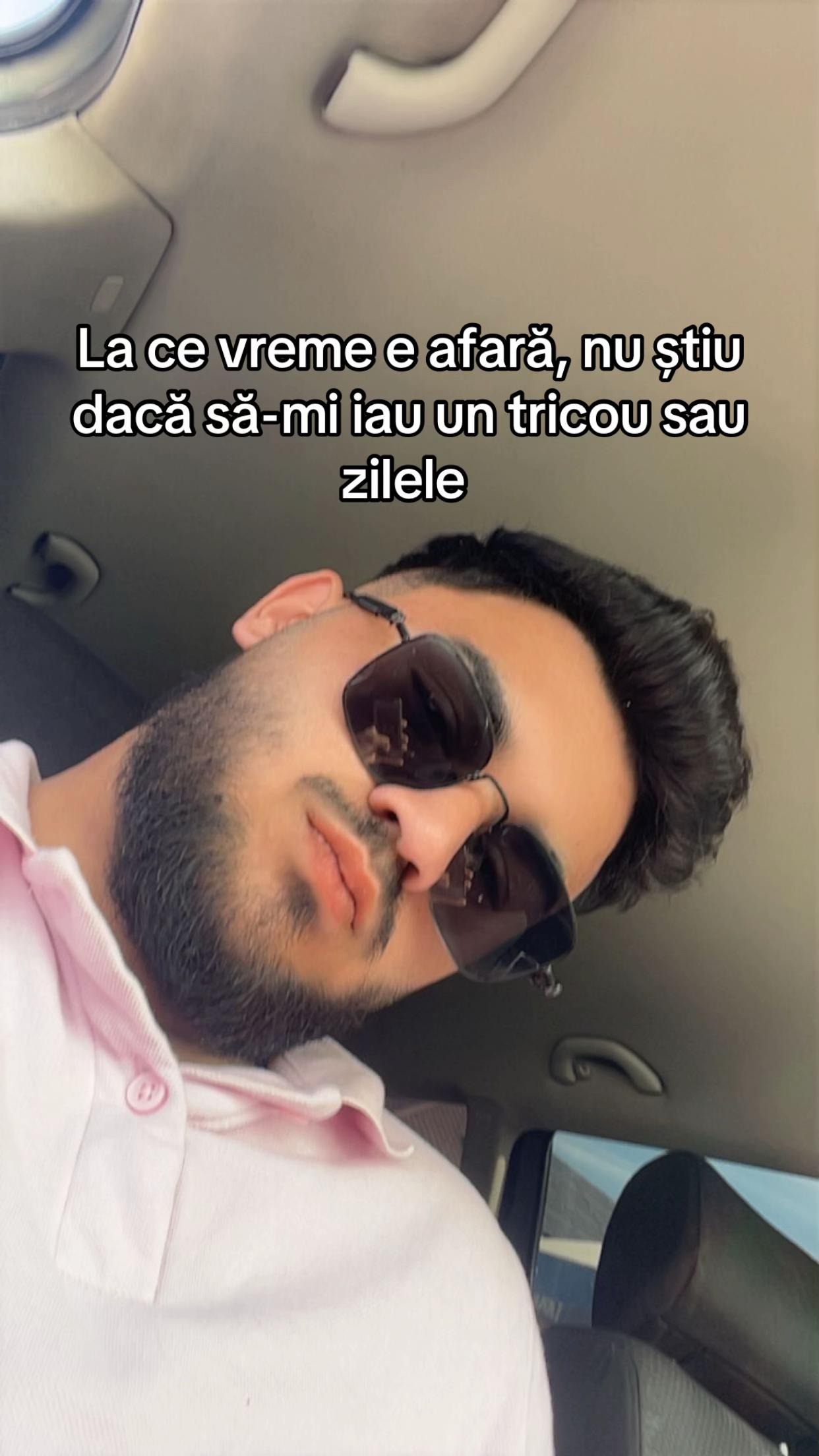 @A L E X .