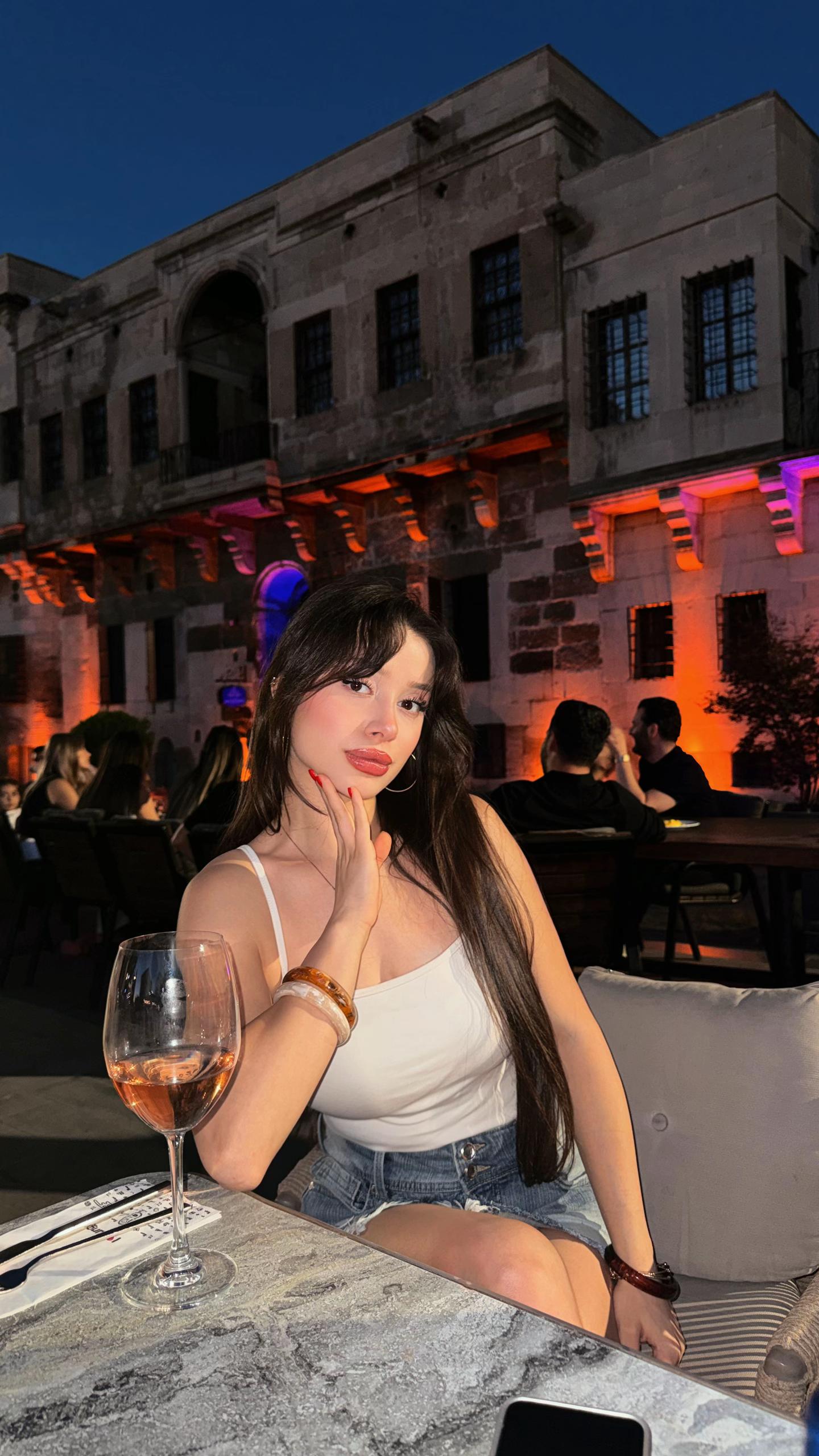@Ezgi☀️🎐🧘🏻&zwj;♀️