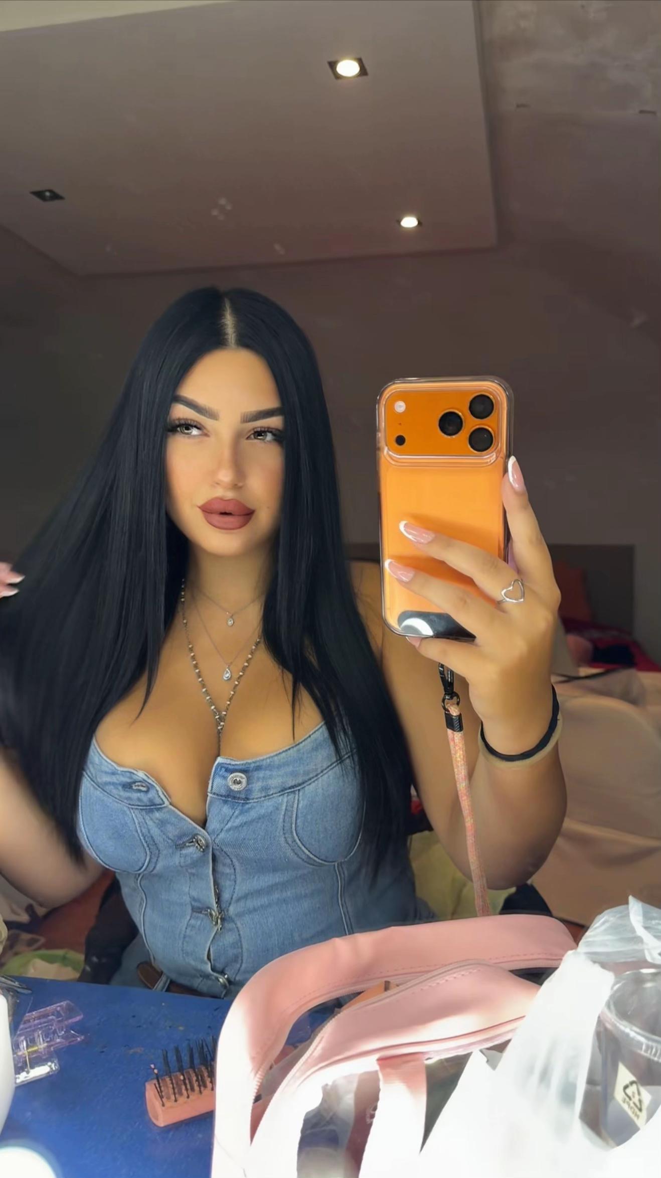 @Nina