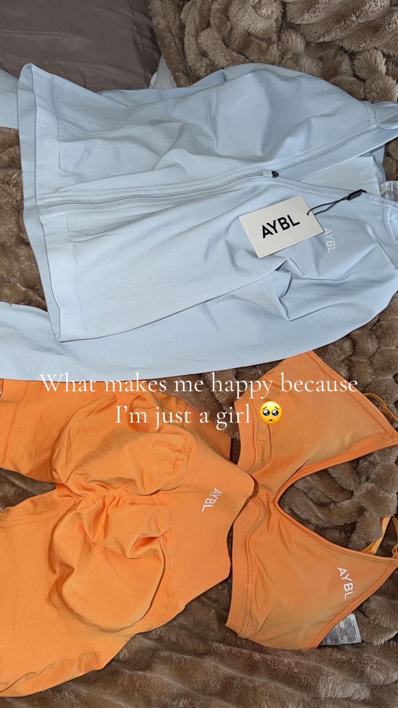@𝓚𝓲𝓪 𝓽𝓪𝔂𝓵𝓸𝓻👸🏼🥝