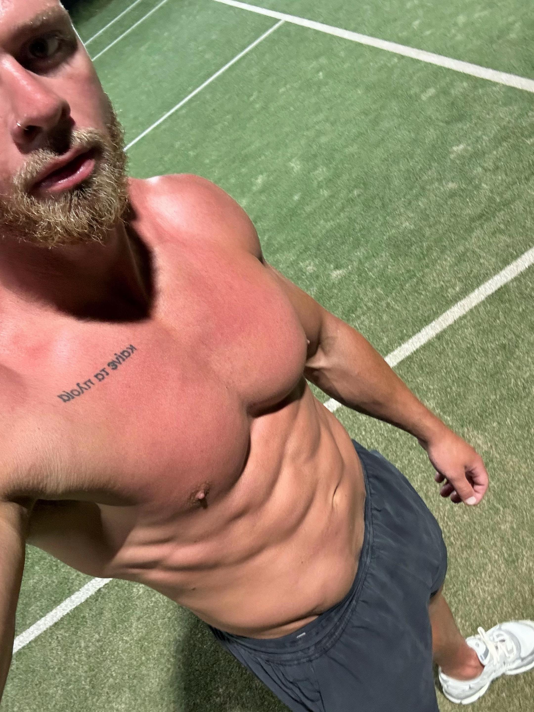 @billyallenn__
