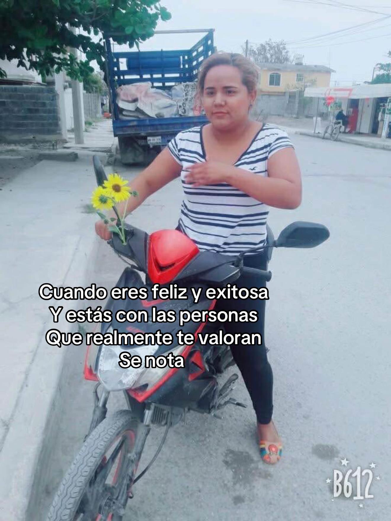 @SinayParedes