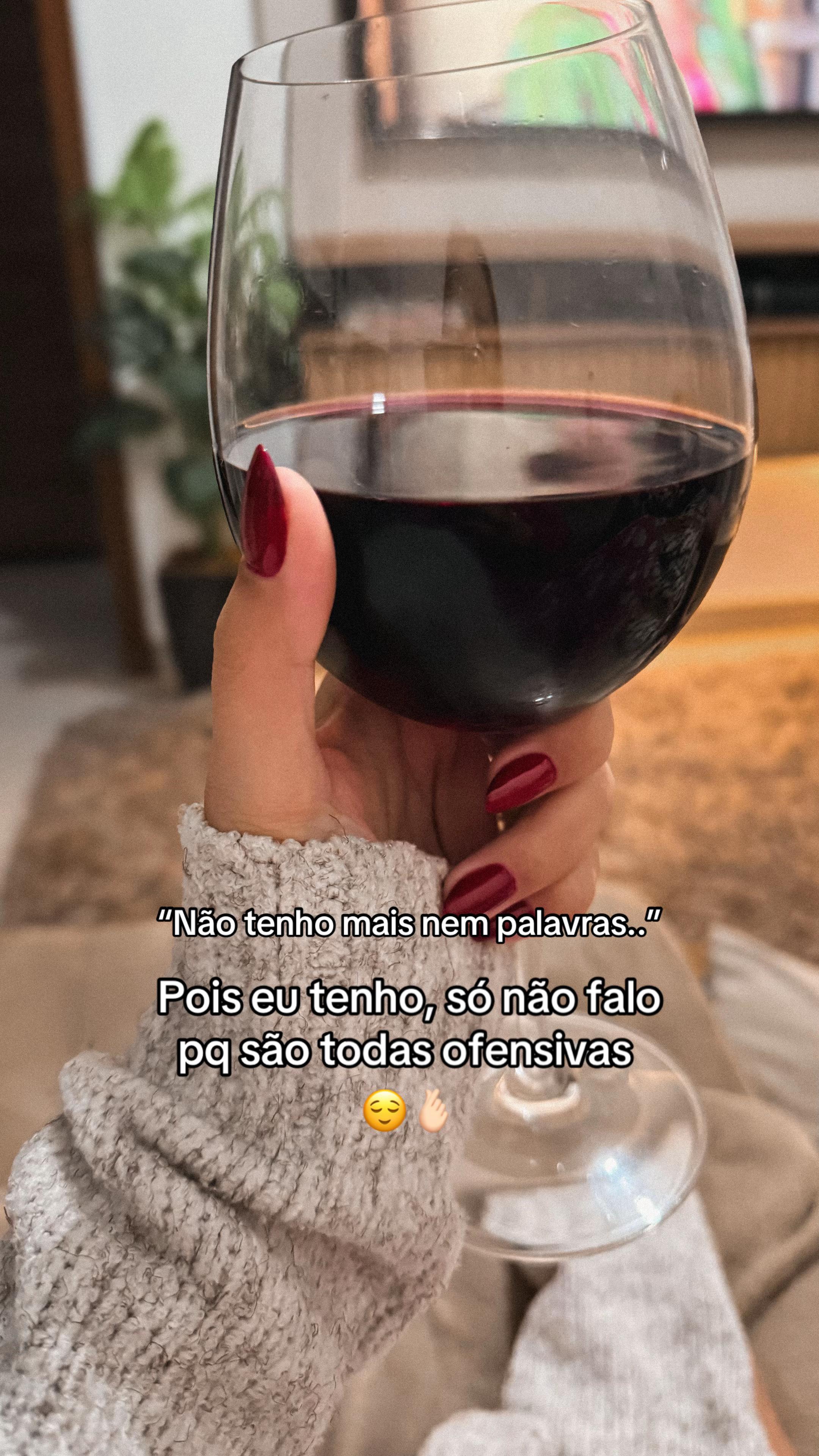 @Ju Oliveira