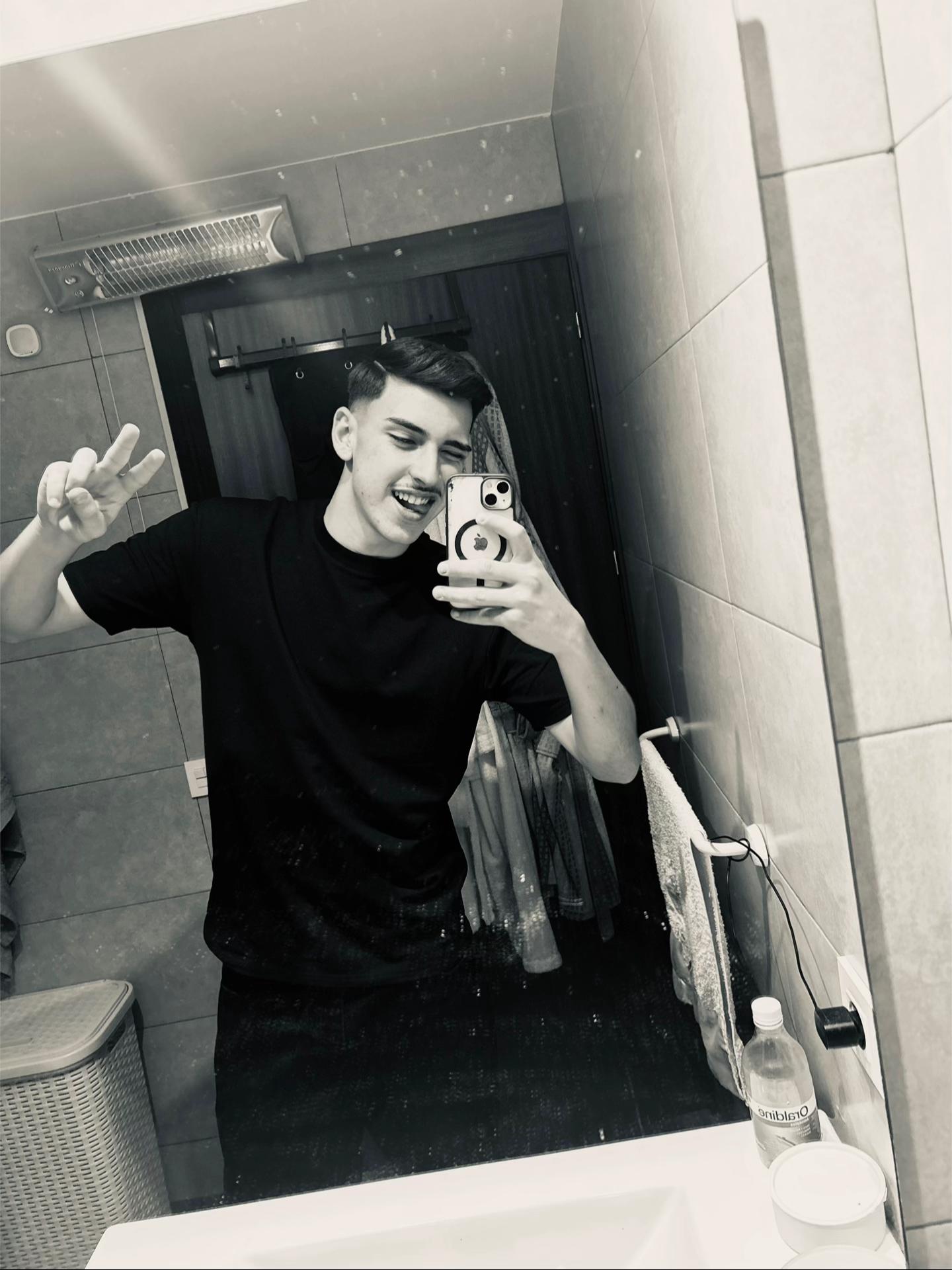 @Mn10❤️