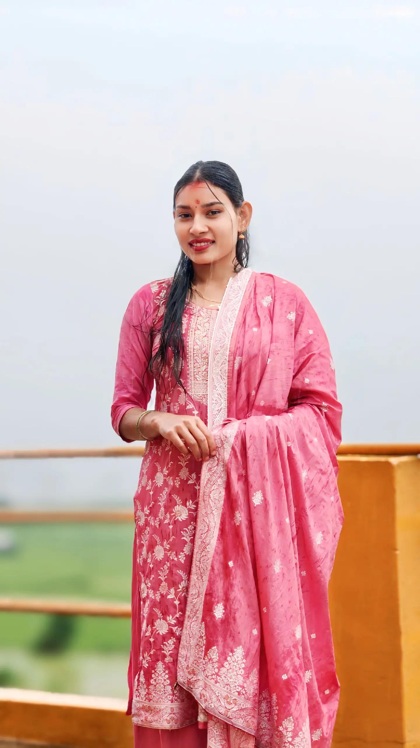@Priya_Bohora_7ЁЯз┐