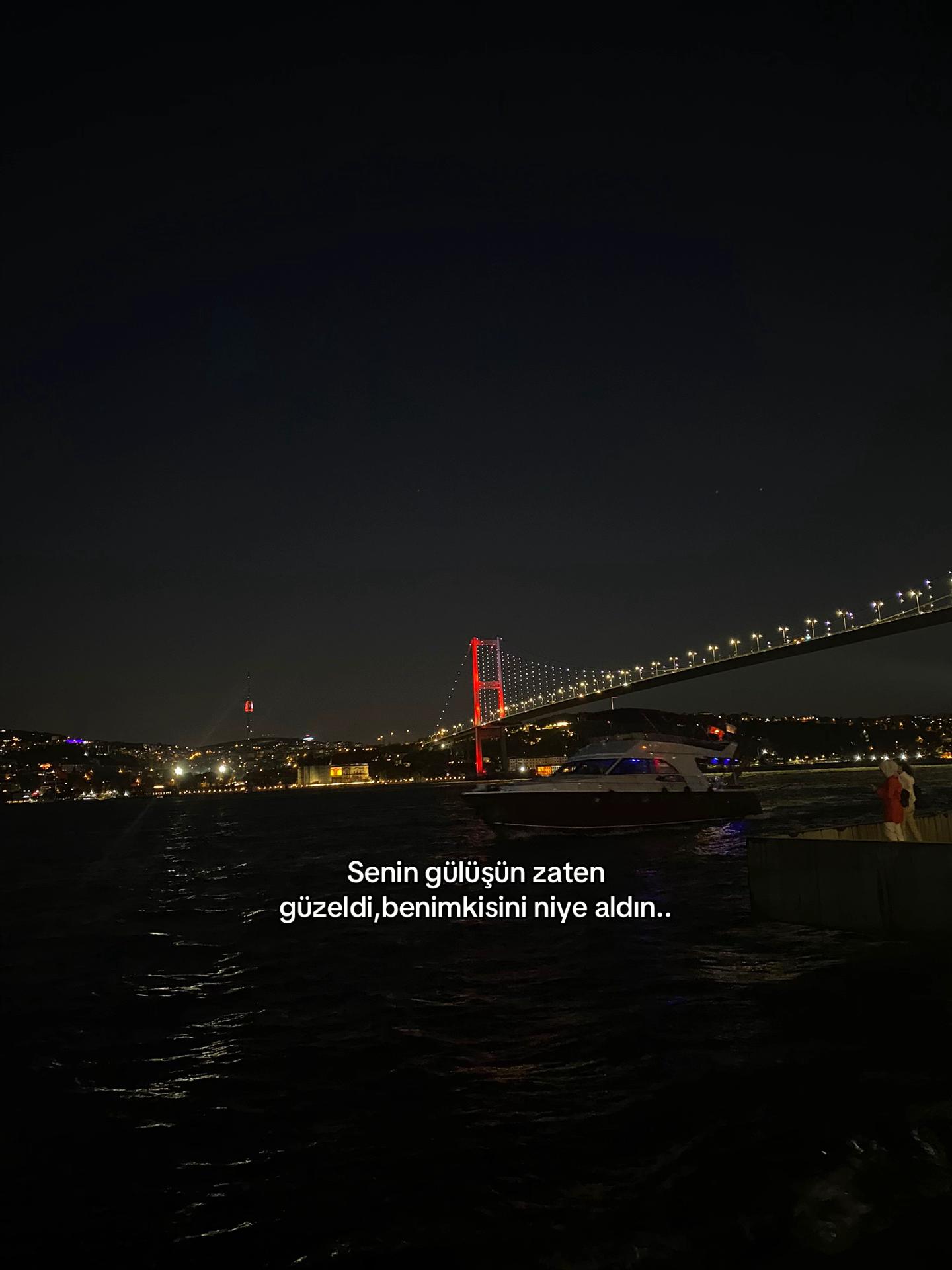 @𝒩