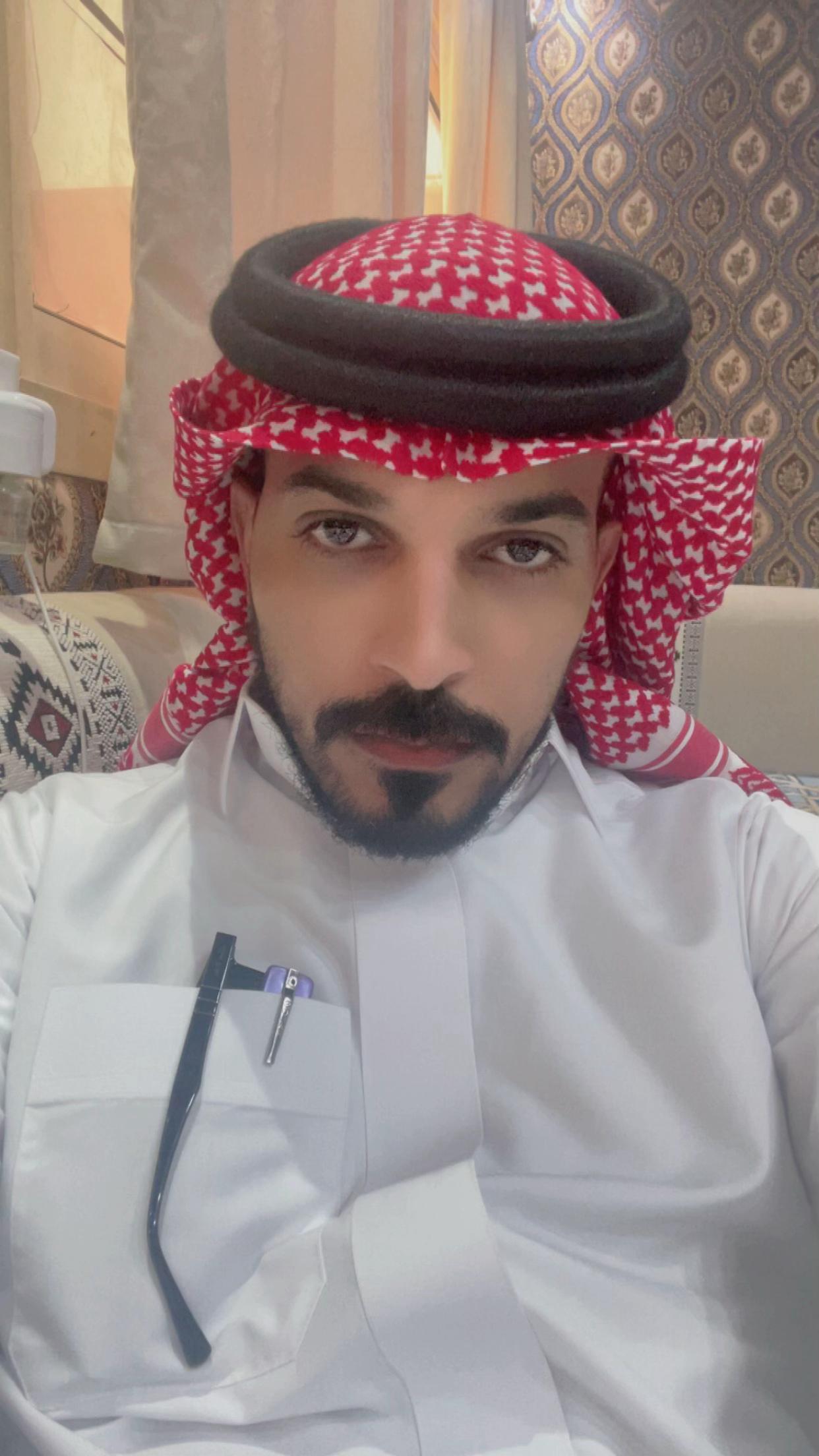 @Sa