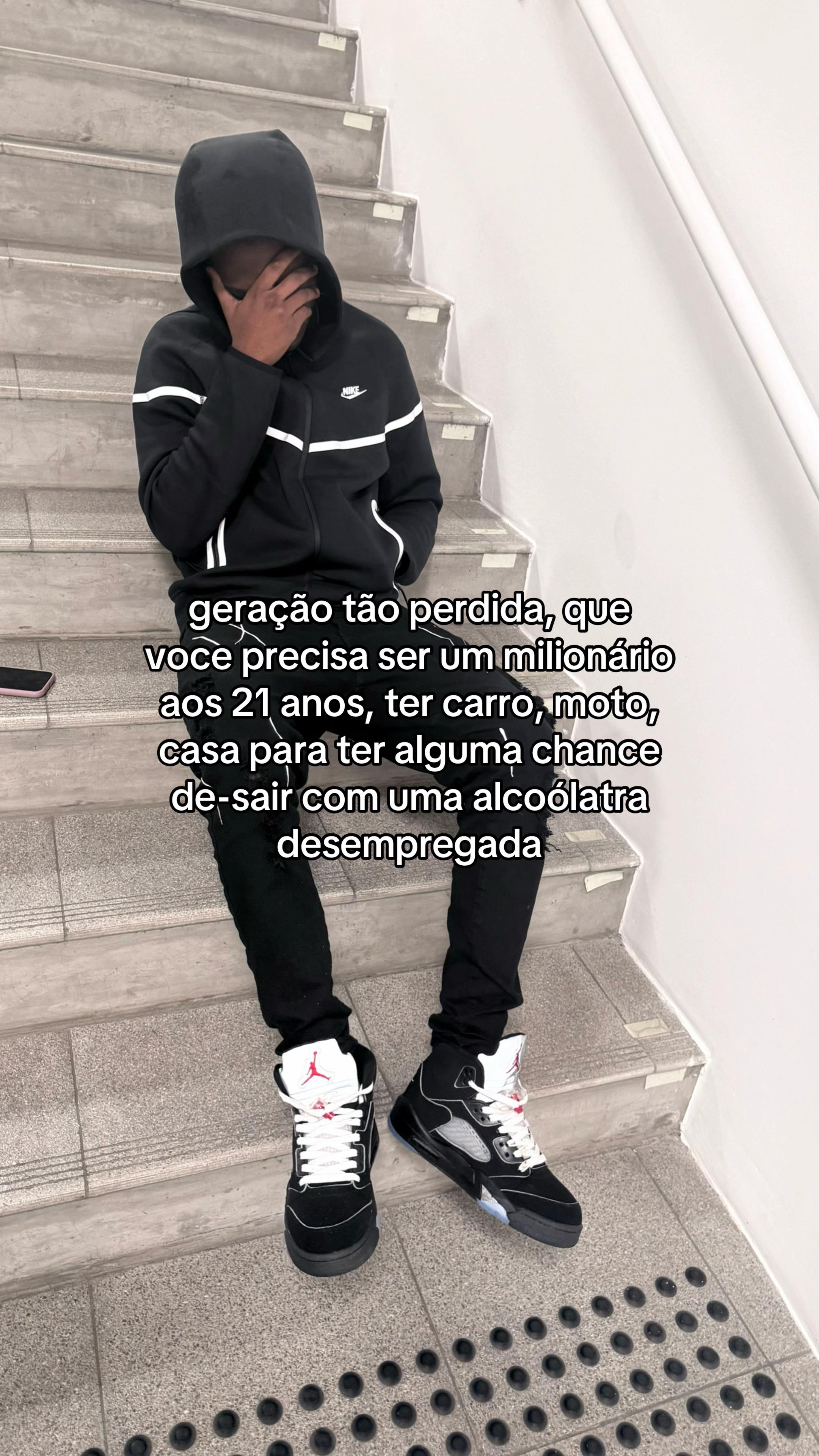 @manobz11