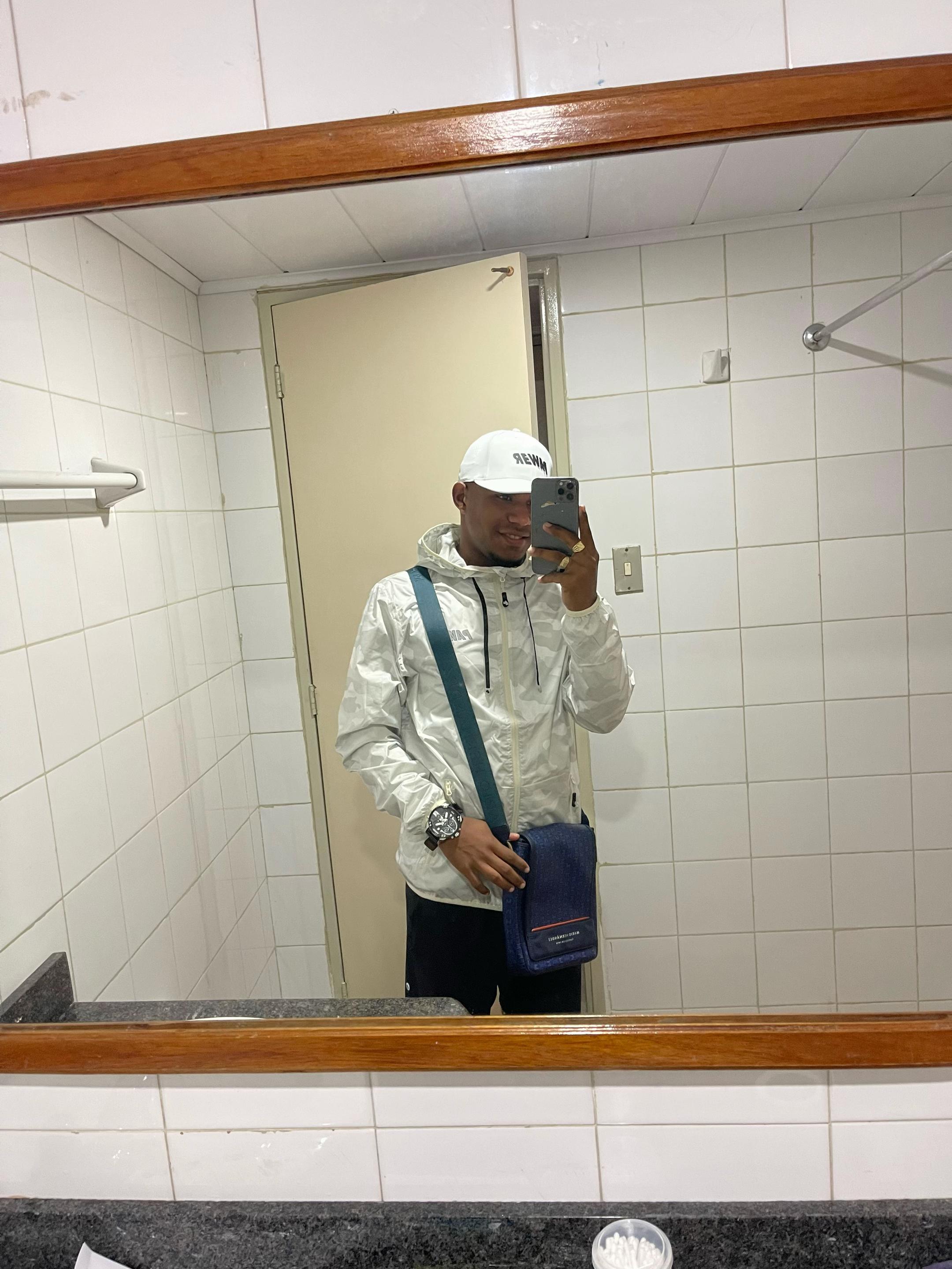 @DAMI&Aacute;N